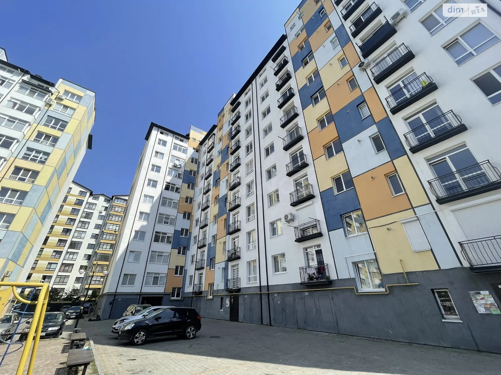 Продается 3-комнатная квартира 84.6 кв. м в Криховцах, ул. Довженко А., 25Г - фото 1