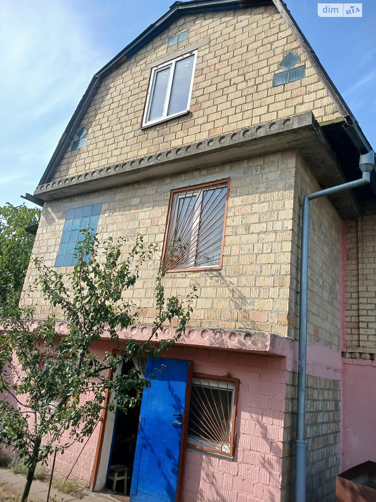 Продається будинок 3 поверховий 120 кв. м з балконом - фото 4