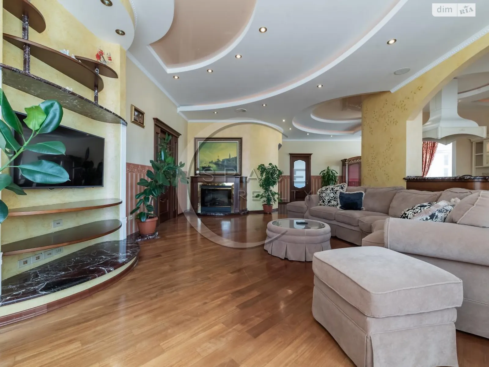 Продается 4-комнатная квартира 183 кв. м в Киеве, ул. Лютеранская, 10А - фото 1