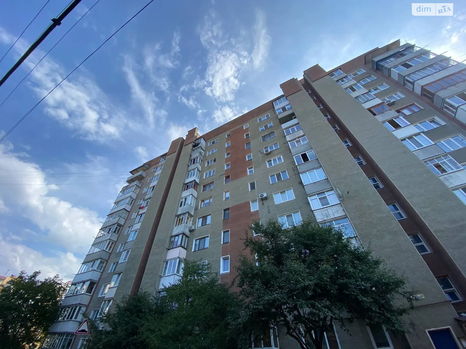 Продается 2-комнатная квартира 54 кв. м в Ивано-Франковске, ул. Угорницкая, 14 - фото 1