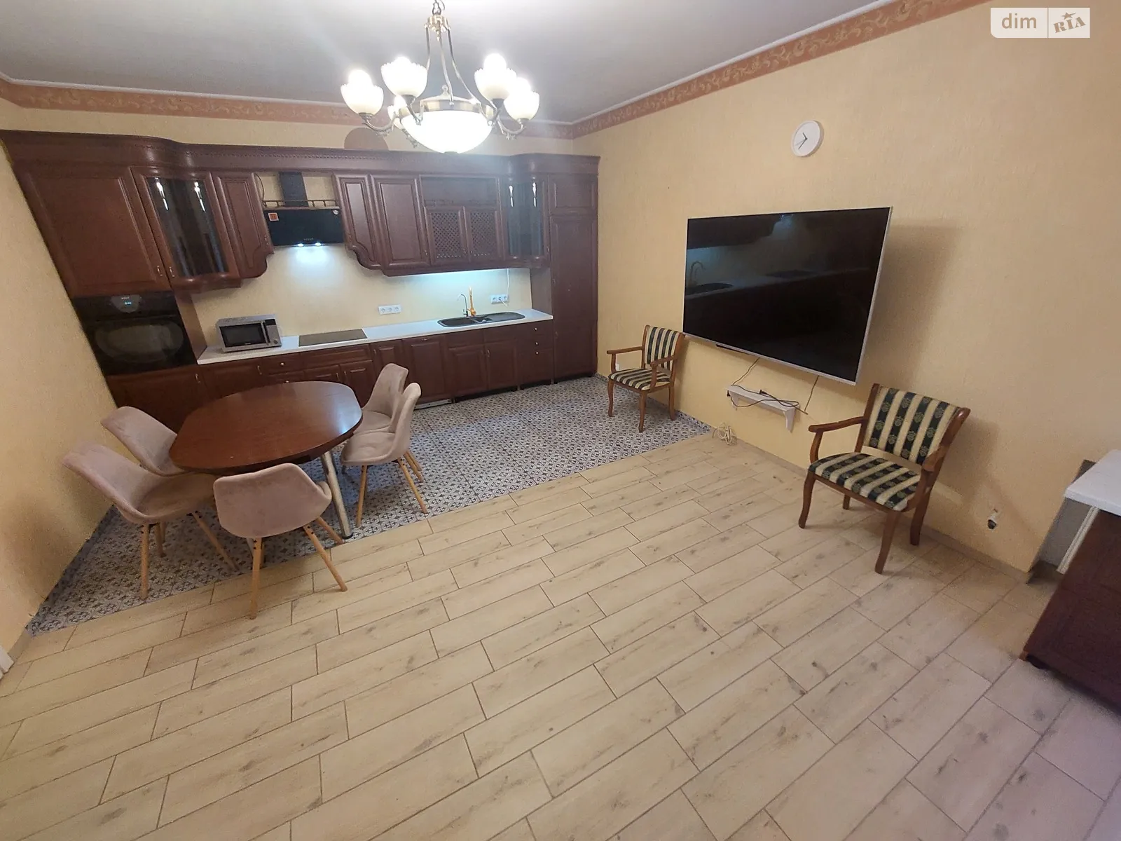 Продается 3-комнатная квартира 217.4 кв. м в Николаеве, ул. Благовісного(Никольська) - фото 1