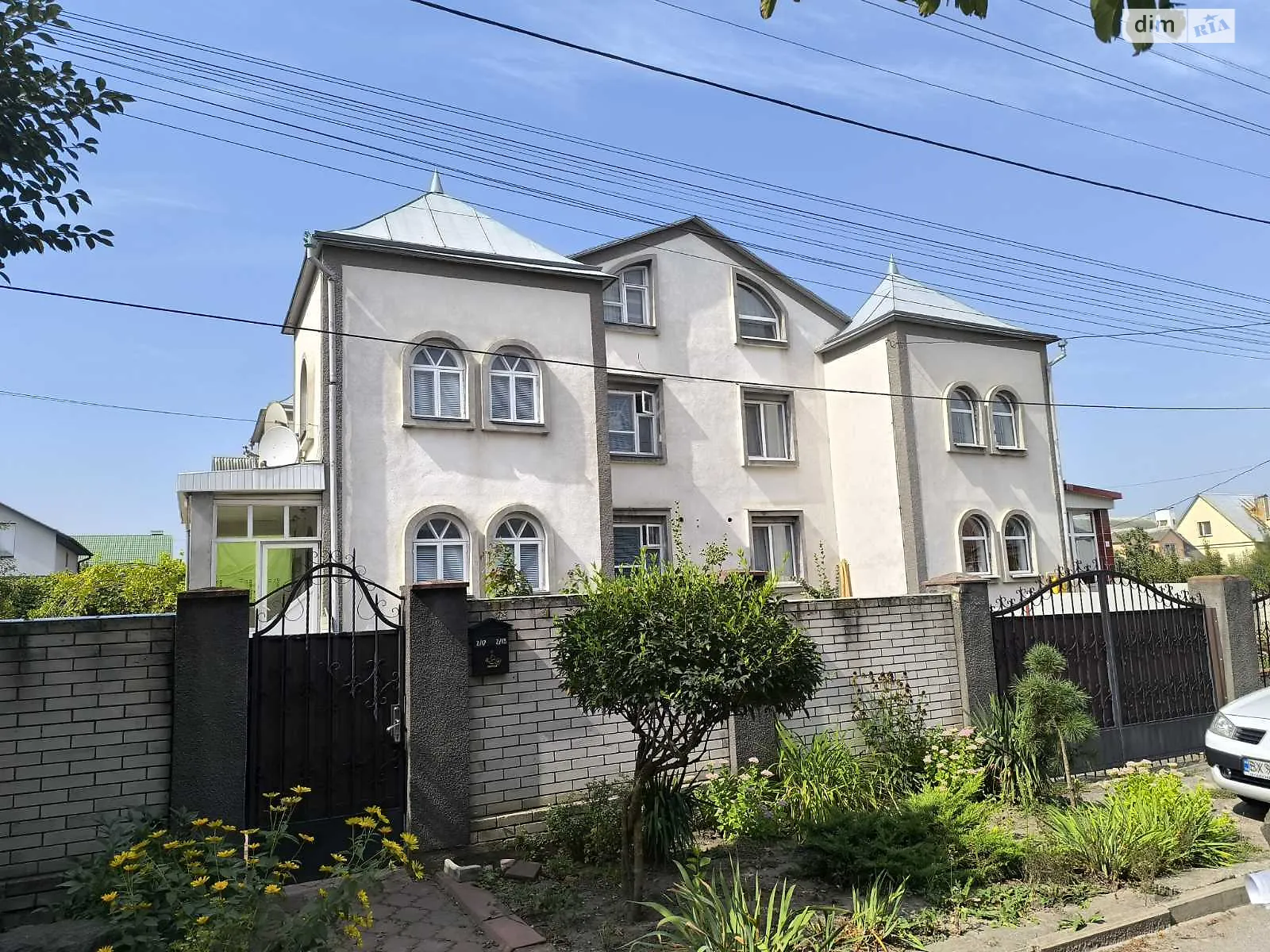 Продається частина будинку 277.2 кв. м с басейном, цена: 147000 $ - фото 1