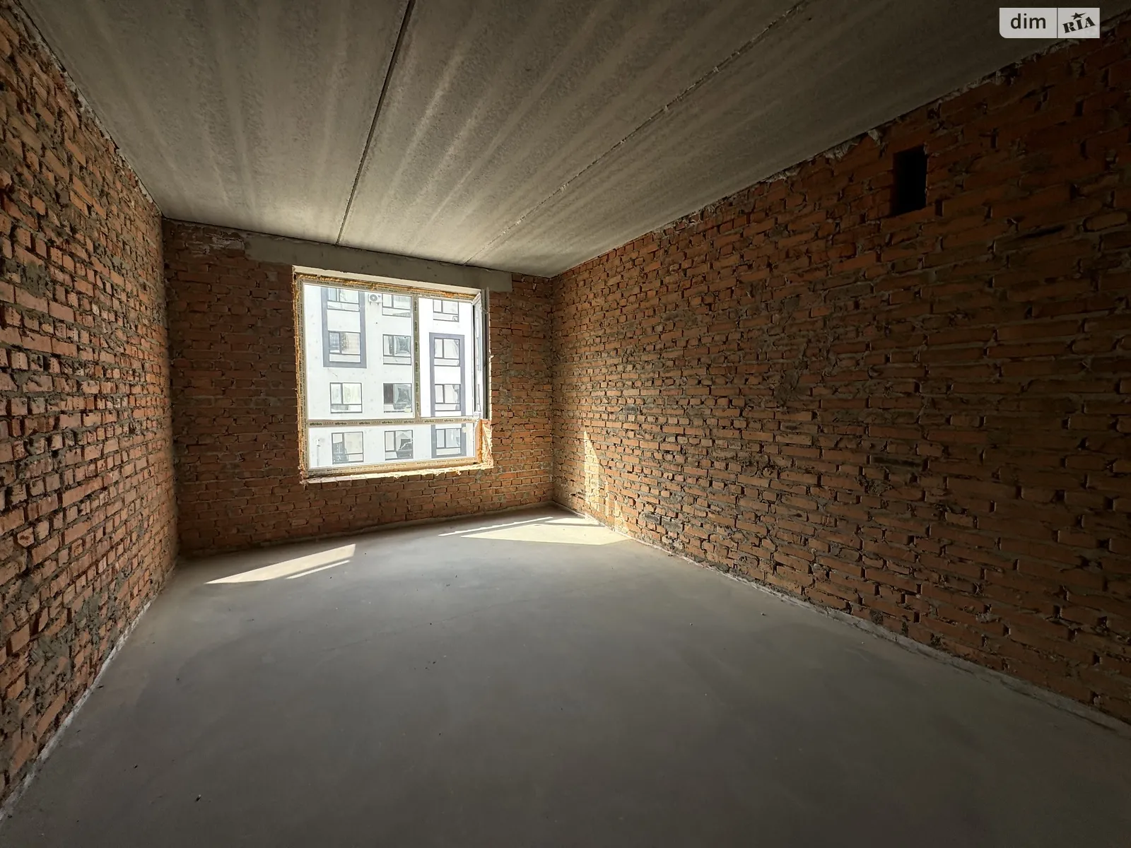 Продается 1-комнатная квартира 23 кв. м в Гостомеле, ул. Мирная, 3А - фото 1