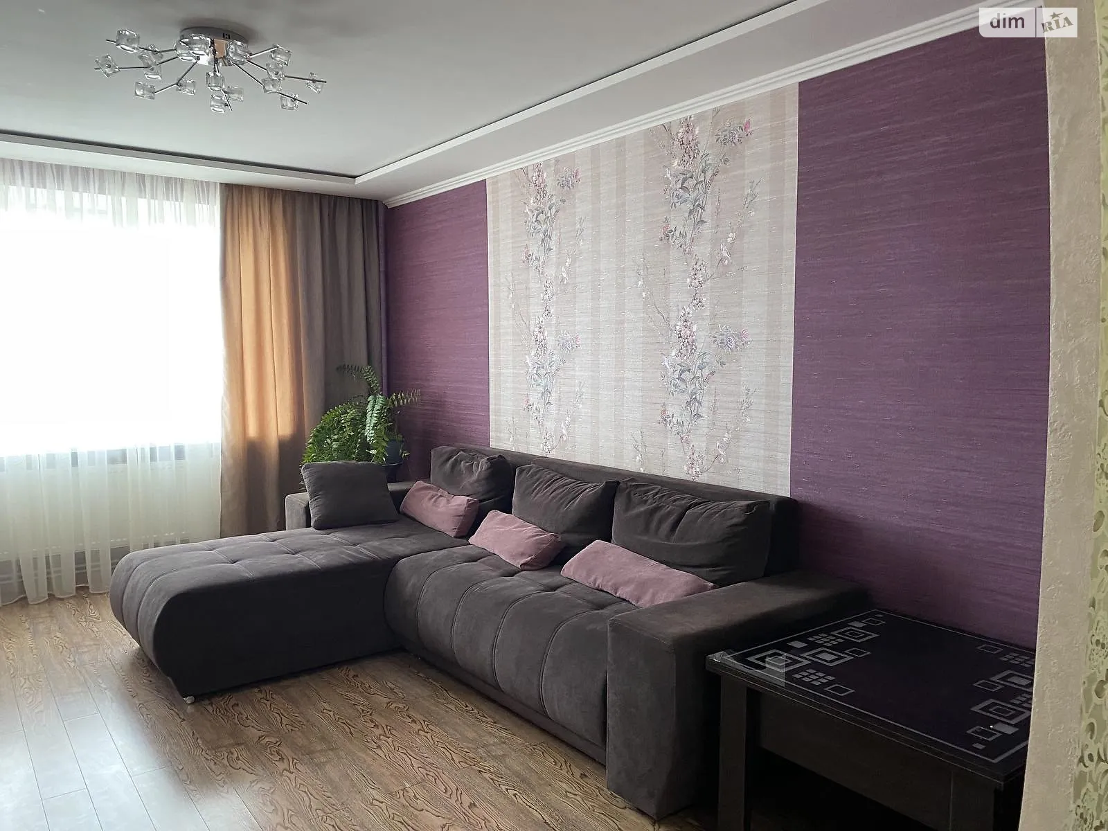 2-комнатная квартира 75 кв. м в Тернополе, ул. Будного Степана, 22 - фото 1