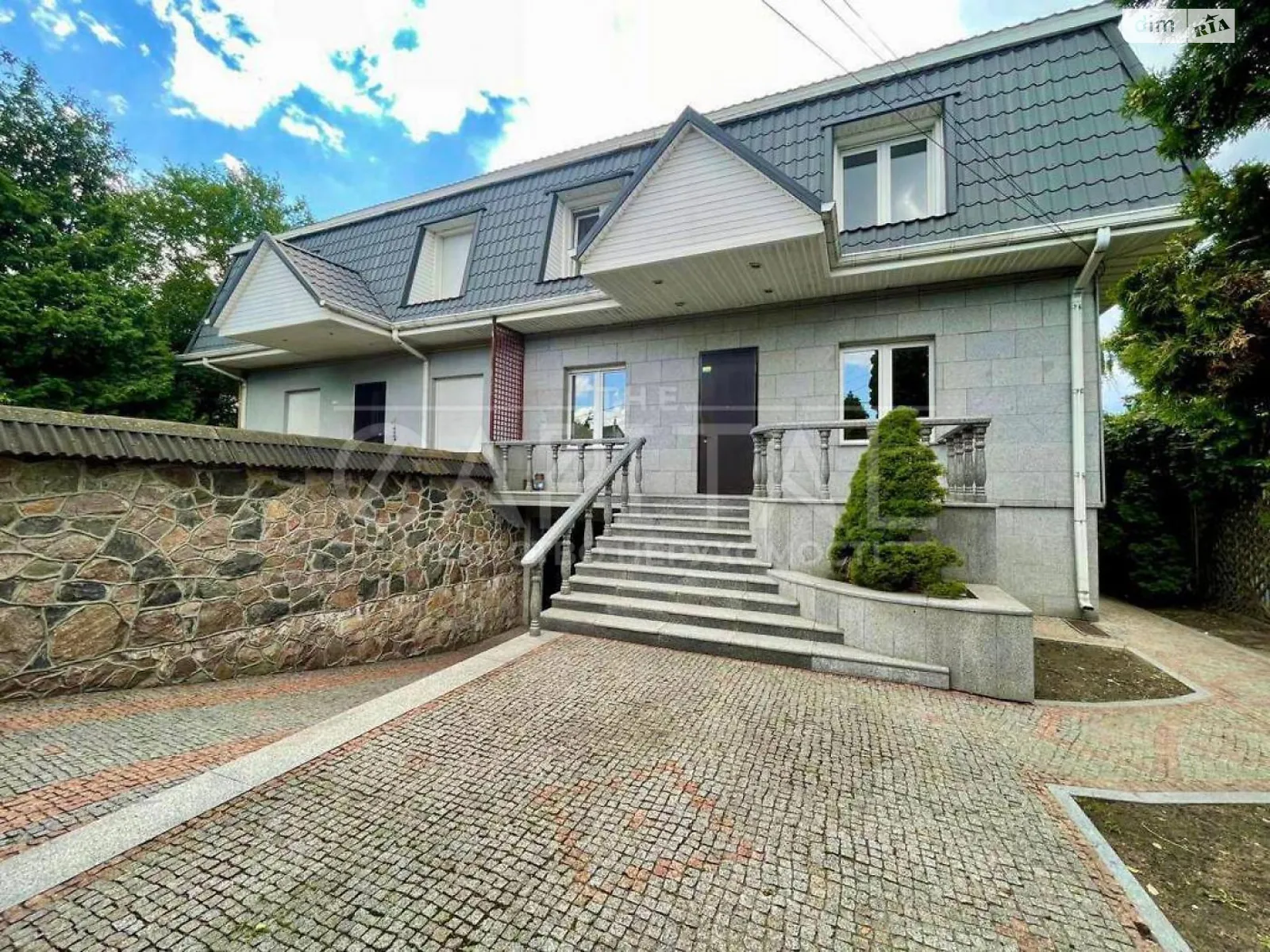 Сдается в аренду дом на 2 этажа 405 кв. м с бассейном, цена: 3500 $ - фото 1