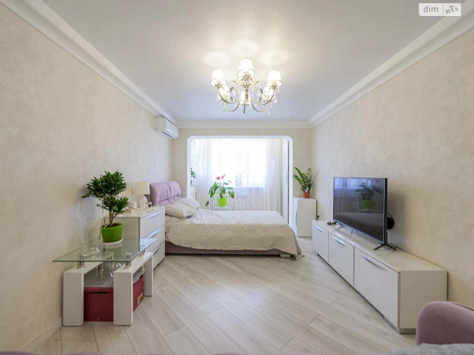 Продается 2-комнатная квартира 49.3 кв. м в Киеве, просп. Владимира Ивасюка, 7Б - фото 1