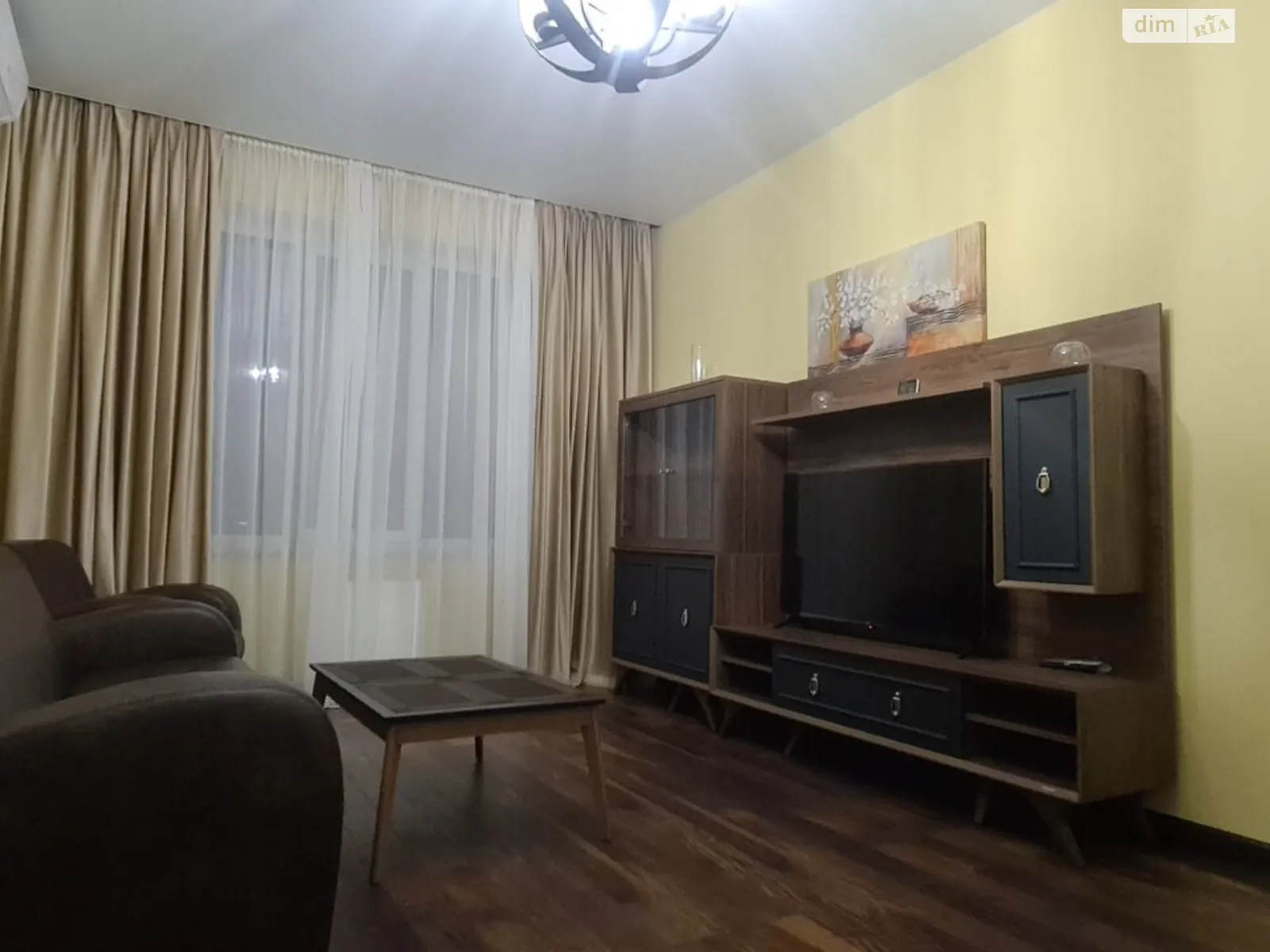 Сдается в аренду 2-комнатная квартира 76 кв. м в Киеве, ул. Никольско-Слободская, 3А - фото 1