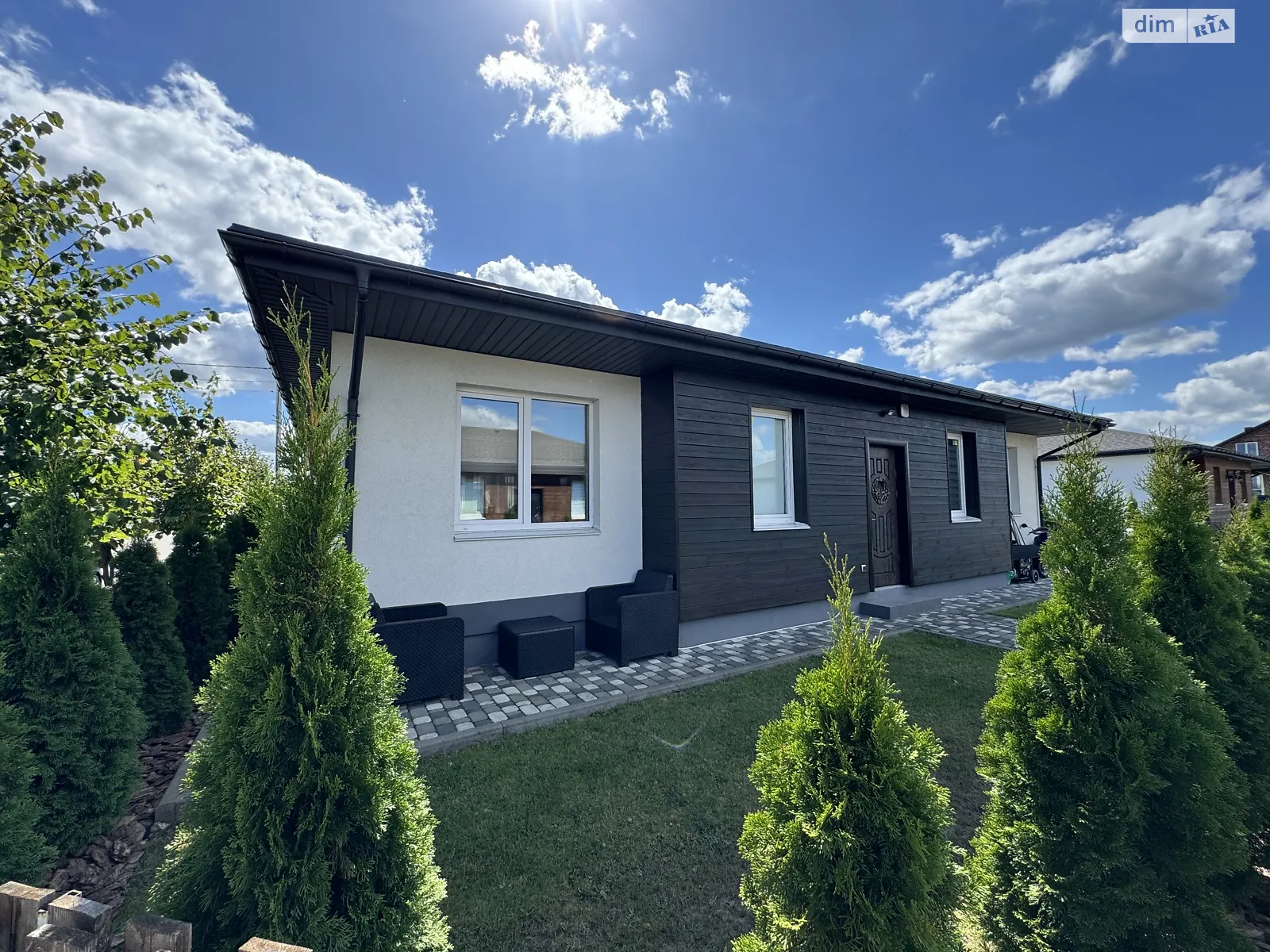 Продается одноэтажный дом 126 кв. м с беседкой, цена: 178000 $ - фото 1