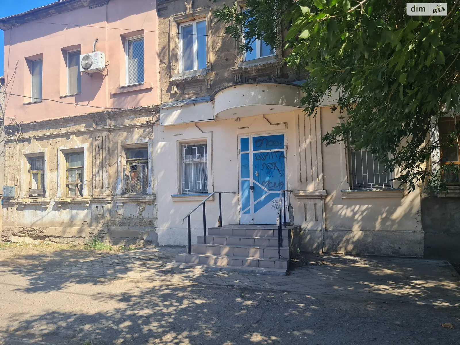 Продается помещения свободного назначения 40.7 кв. м в 2-этажном здании, цена: 28000 $ - фото 1