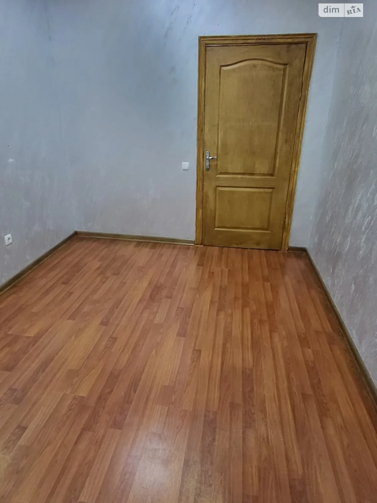 Сдается в аренду офис 12 кв. м в бизнес-центре, цена: 2900 грн - фото 1