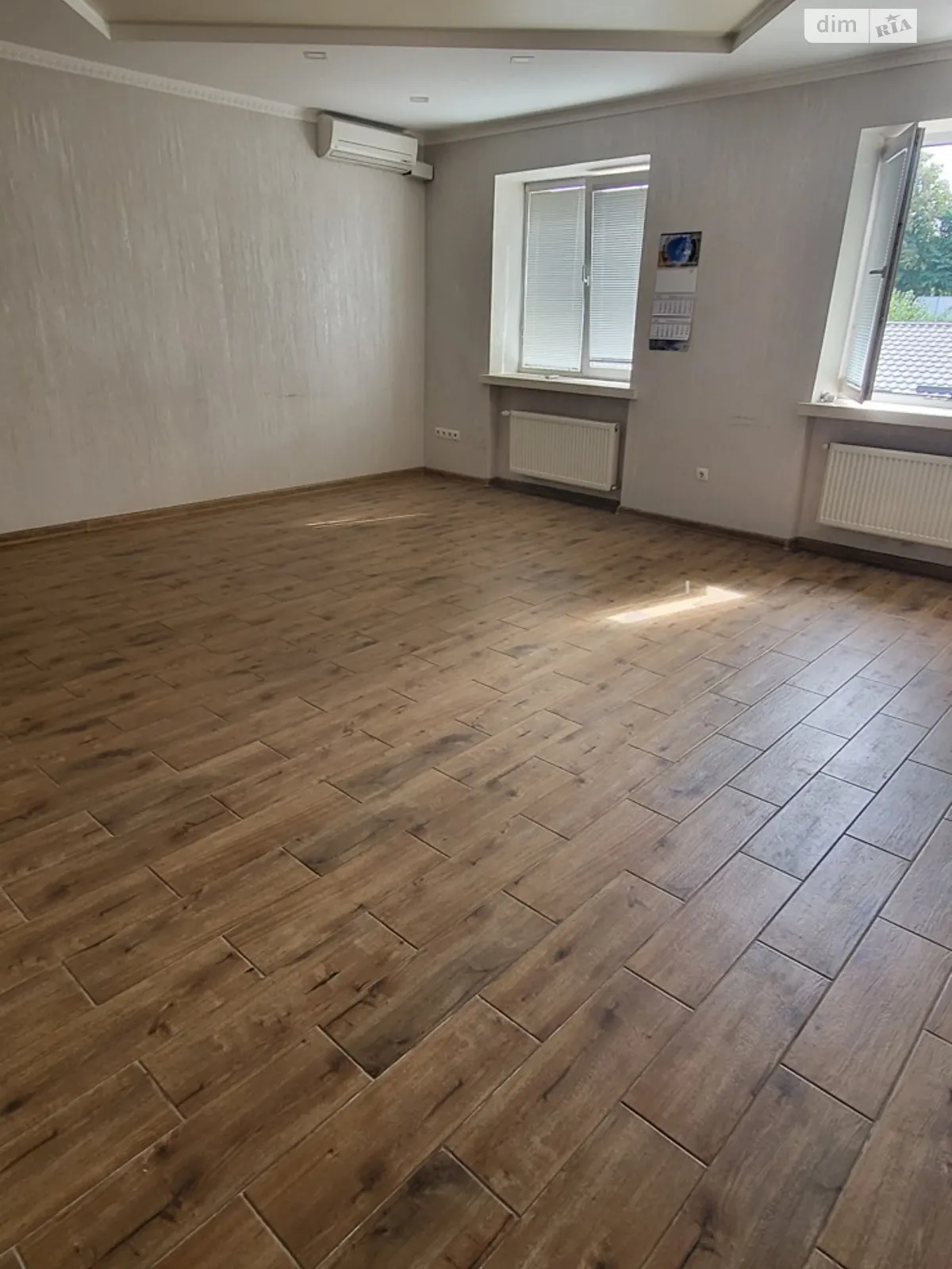 Сдается в аренду офис 33 кв. м в бизнес-центре, цена: 7600 грн - фото 1