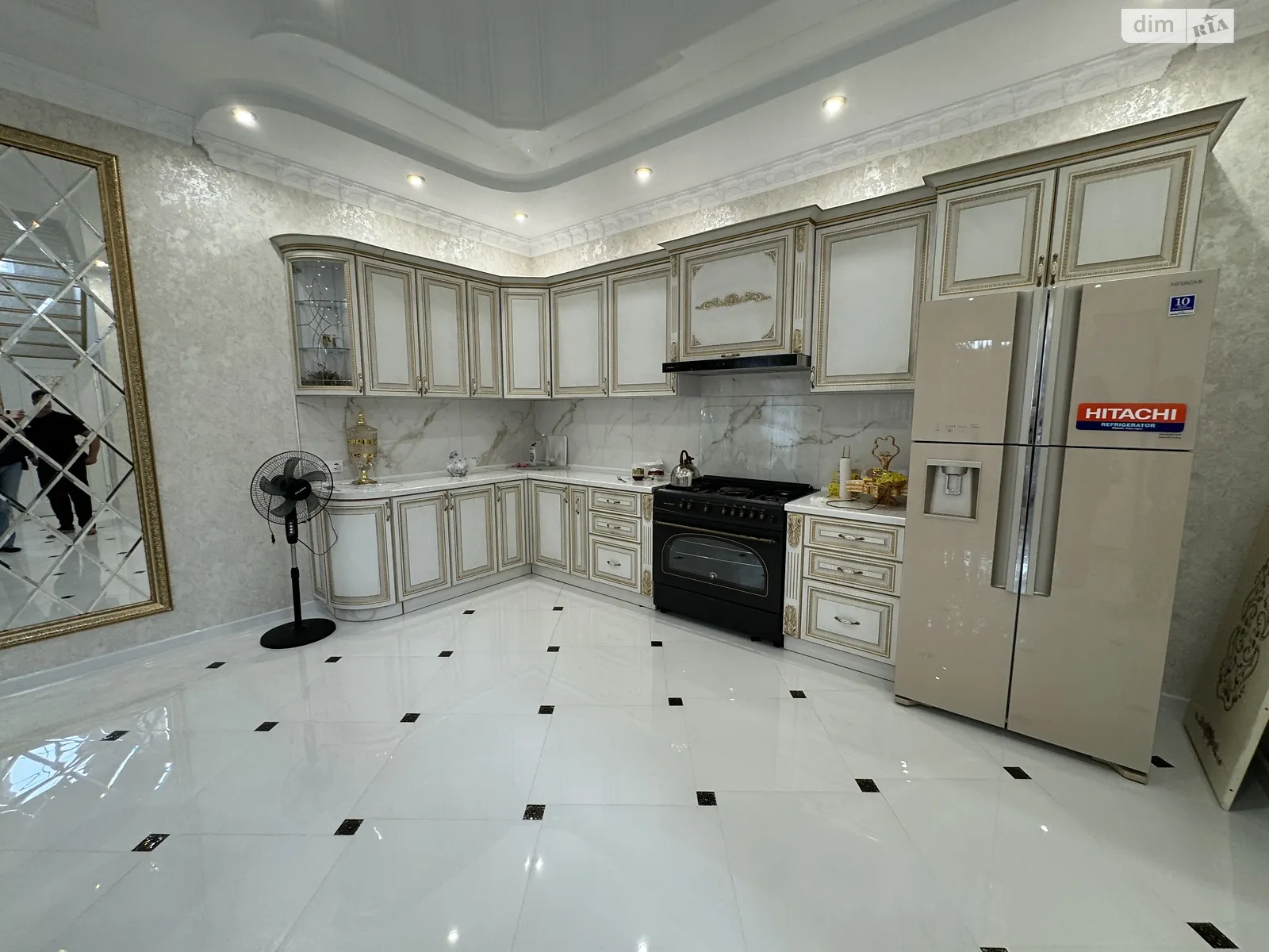 Продается дом на 2 этажа 108 кв. м с террасой, цена: 125000 $ - фото 1