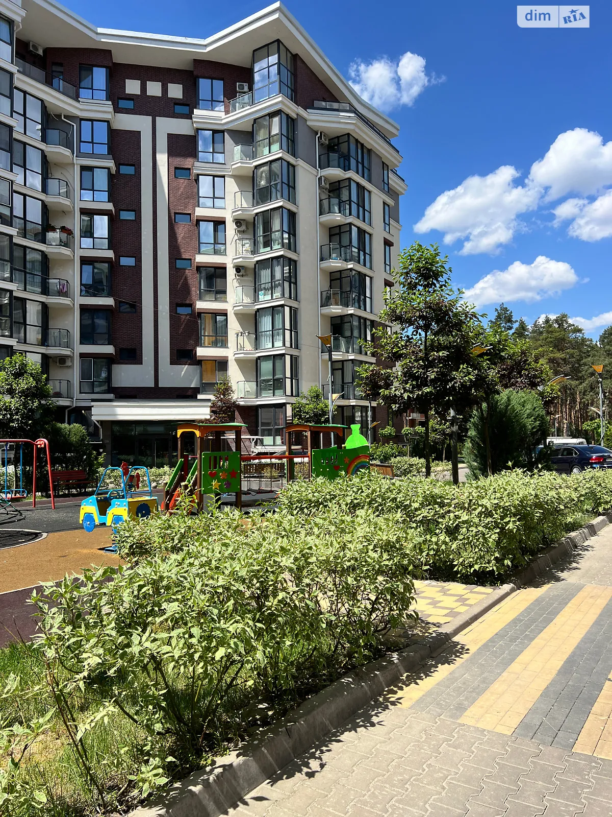 Продается 1-комнатная квартира 47 кв. м в Гостомеле, ул. Прорезная, 9 - фото 1