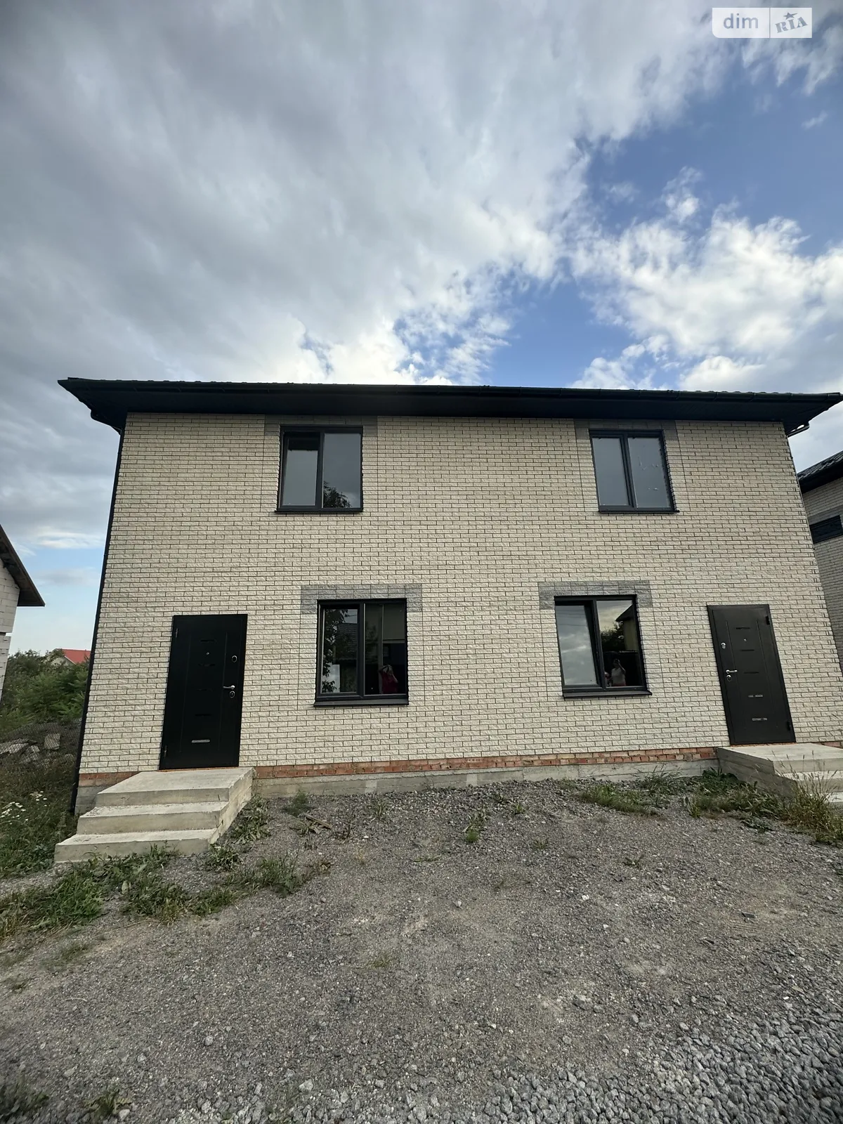 Продається частина будинку 92 кв. м з каміном, цена: 41000 $ - фото 1