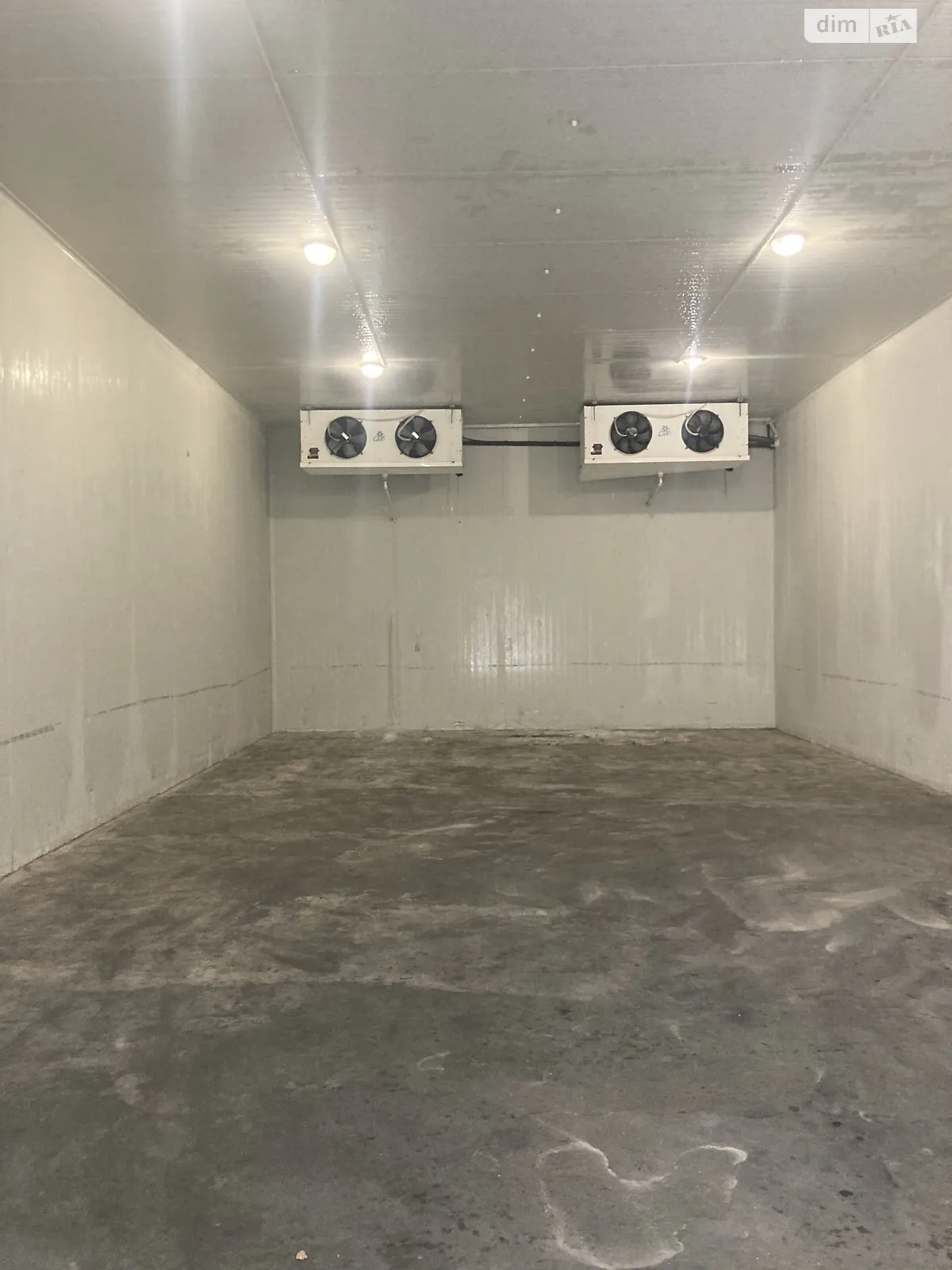 Сдается в аренду помещения свободного назначения 140 кв. м в 1-этажном здании, цена: 550 $ - фото 1