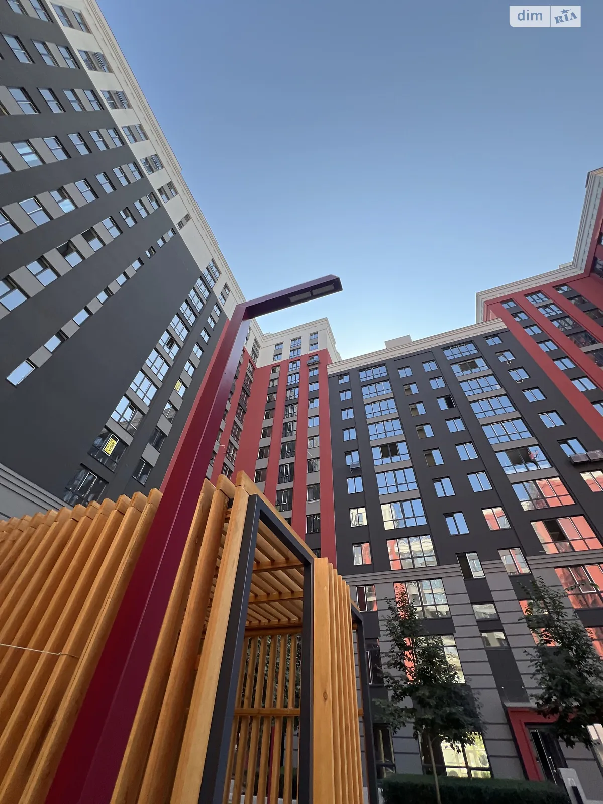 Продается 2-комнатная квартира 55 кв. м в Ирпене, ул. Университетская(Карла Маркса), 1М - фото 1