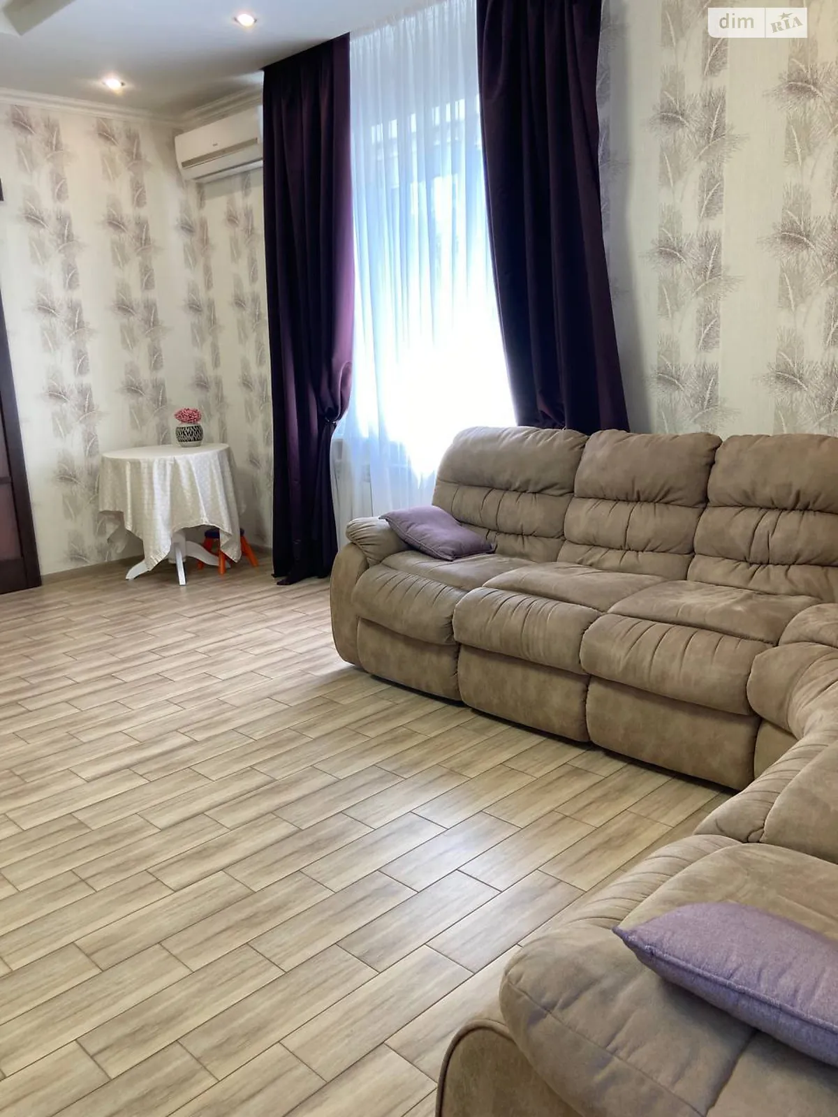 Сдается в аренду дом на 2 этажа 287.5 кв. м с камином, цена: 55000 грн - фото 1