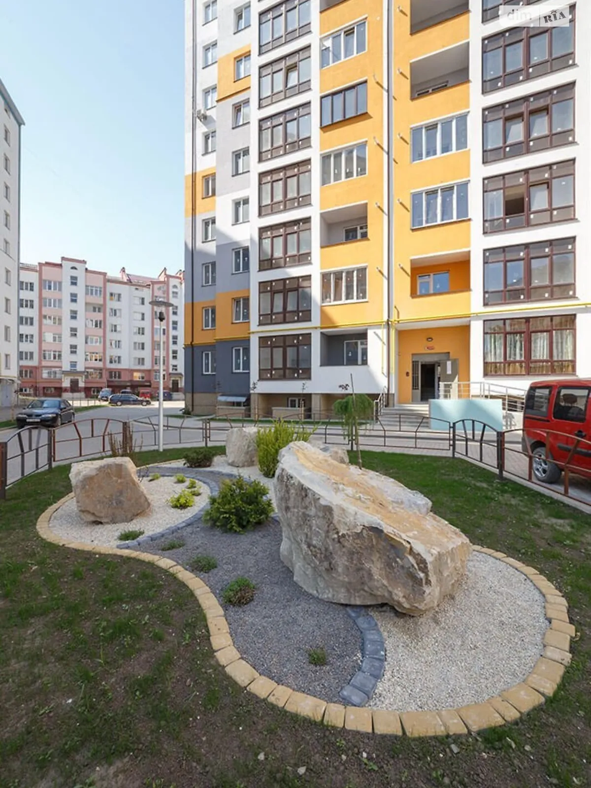 вул. Урожайна, 3 Гірка Івано-Франківськ ЖК вул. Урожайна, 5 - фото 1