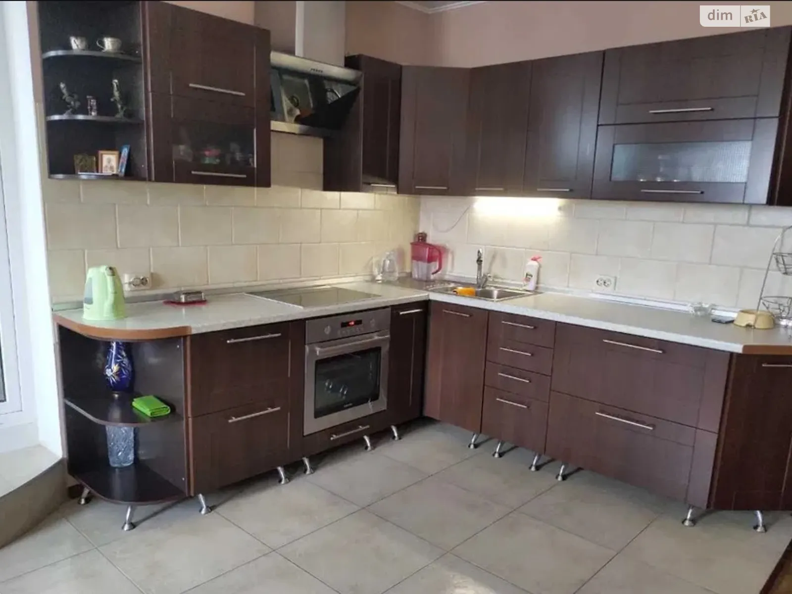 Продається 3-кімнатна квартира 128 кв. м у Одесі, вул. Академіка Сахарова - фото 1