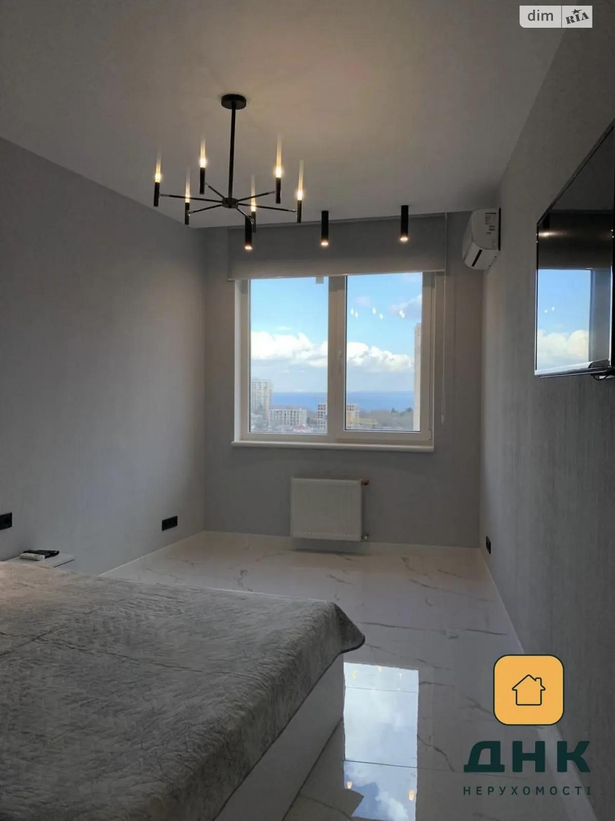 Продается 1-комнатная квартира 41 кв. м в Одессе, ул. Генуэзская, 3А - фото 1