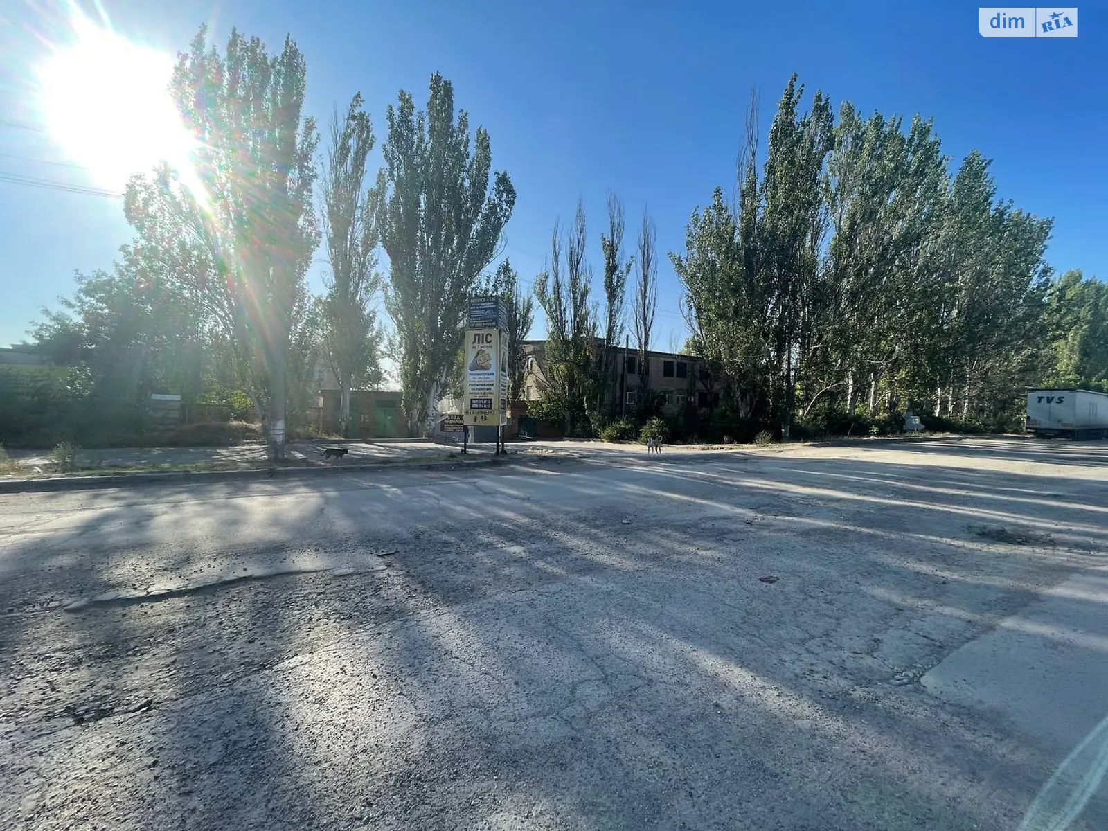 Продається приміщення вільного призначення 4300 кв. м в 3-поверховій будівлі, цена: 550000 $ - фото 1