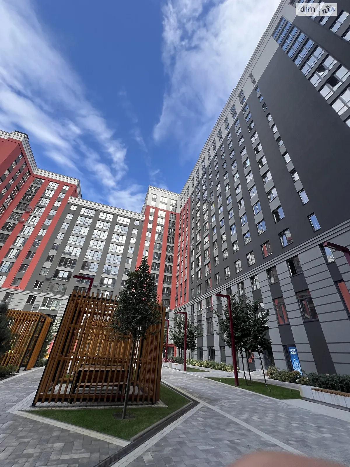 Продается 2-комнатная квартира 63 кв. м в Ирпене, ул. Университетская(Карла Маркса), 1М - фото 1