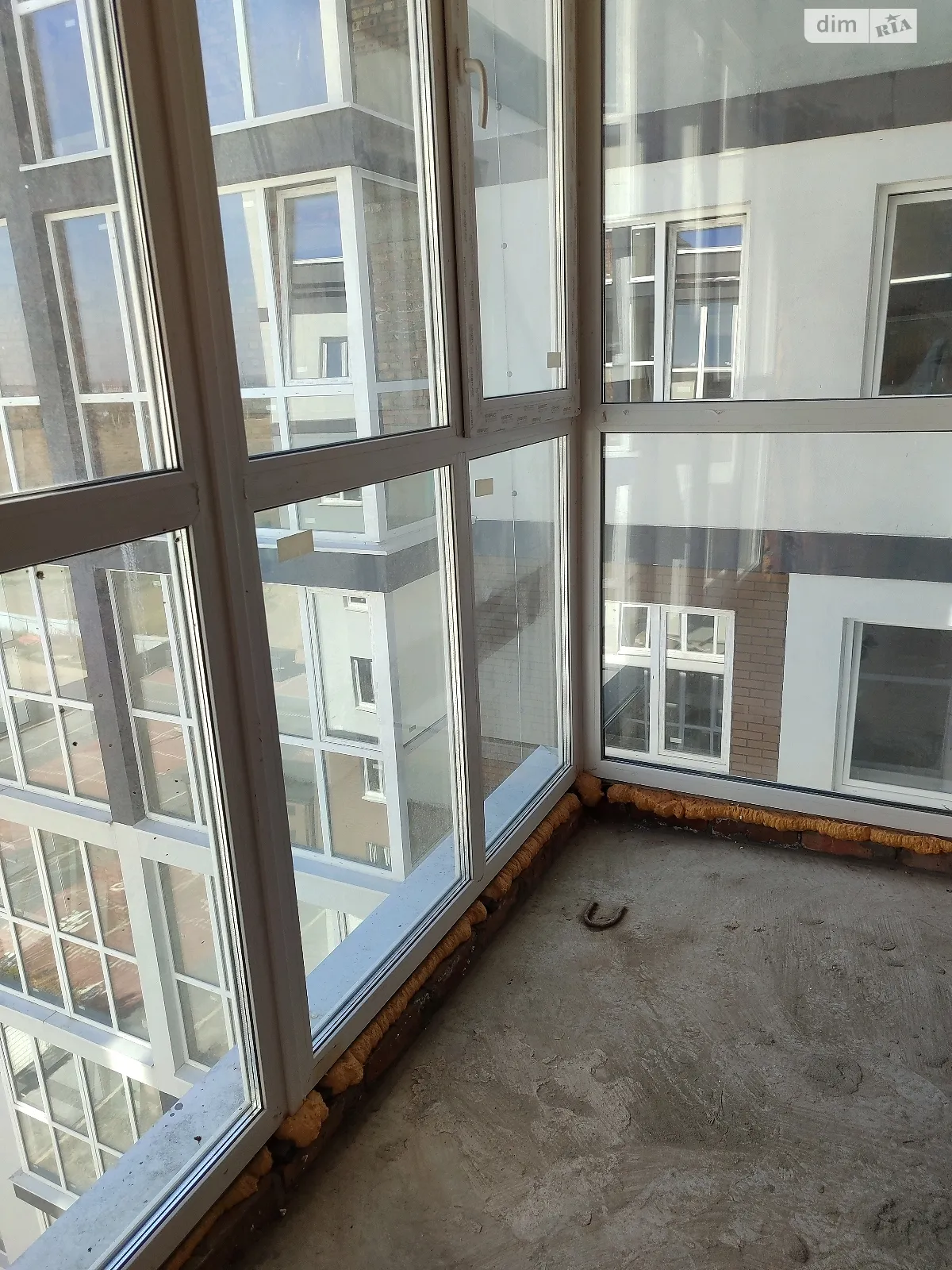 Продается 1-комнатная квартира 39 кв. м в Буче, ул. Бориса Гмыри, 7 - фото 1