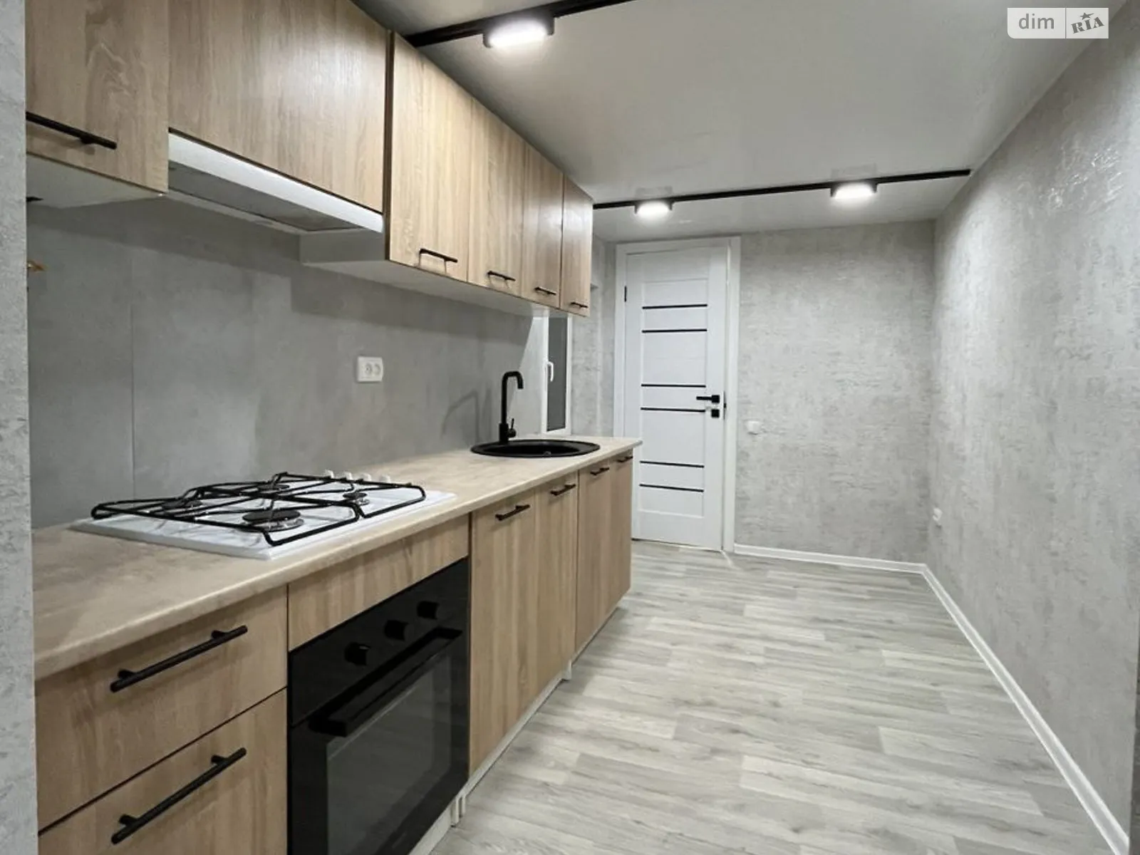 Продается одноэтажный дом 75.1 кв. м с гаражом, цена: 70000 $ - фото 1