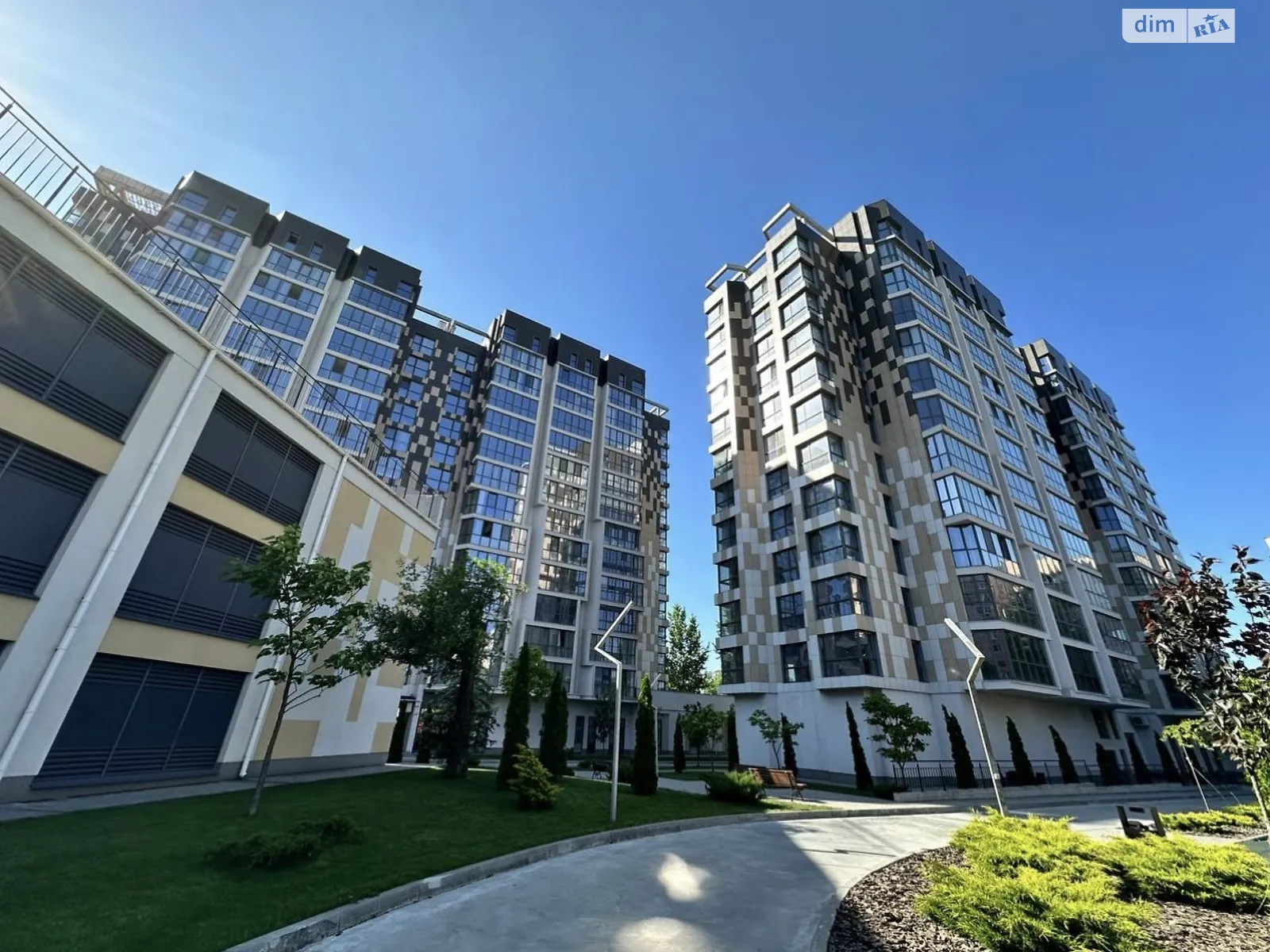 Продается 1-комнатная квартира 119.3 кв. м в Днепре, просп. Науки(Гагарина), 112Б - фото 1