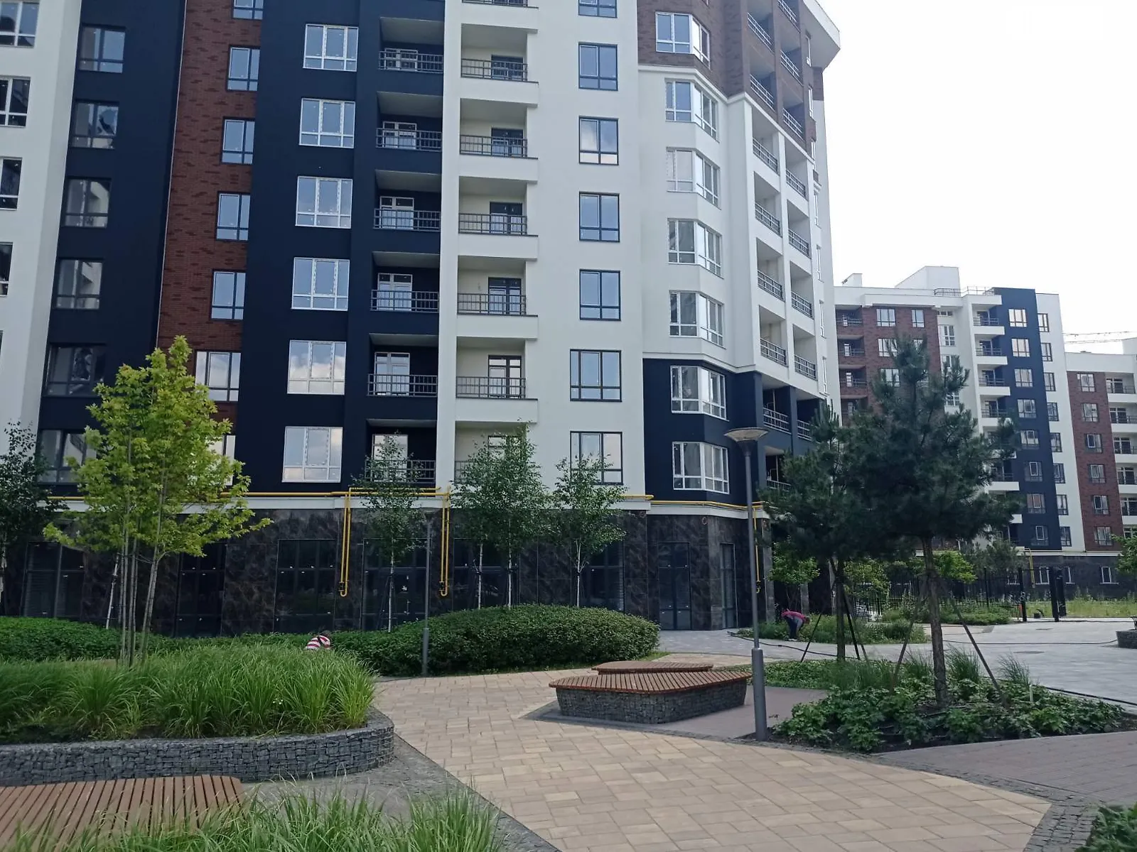 Продається 2-кімнатна квартира 74.3 кв. м у Ірпені, вул. Кобилянської Ольги, 1В/4 - фото 1