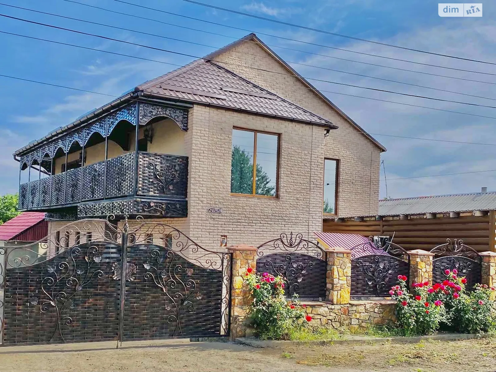 Продається будинок 2 поверховий 240 кв. м з бесідкою, цена: 165000 $ - фото 1