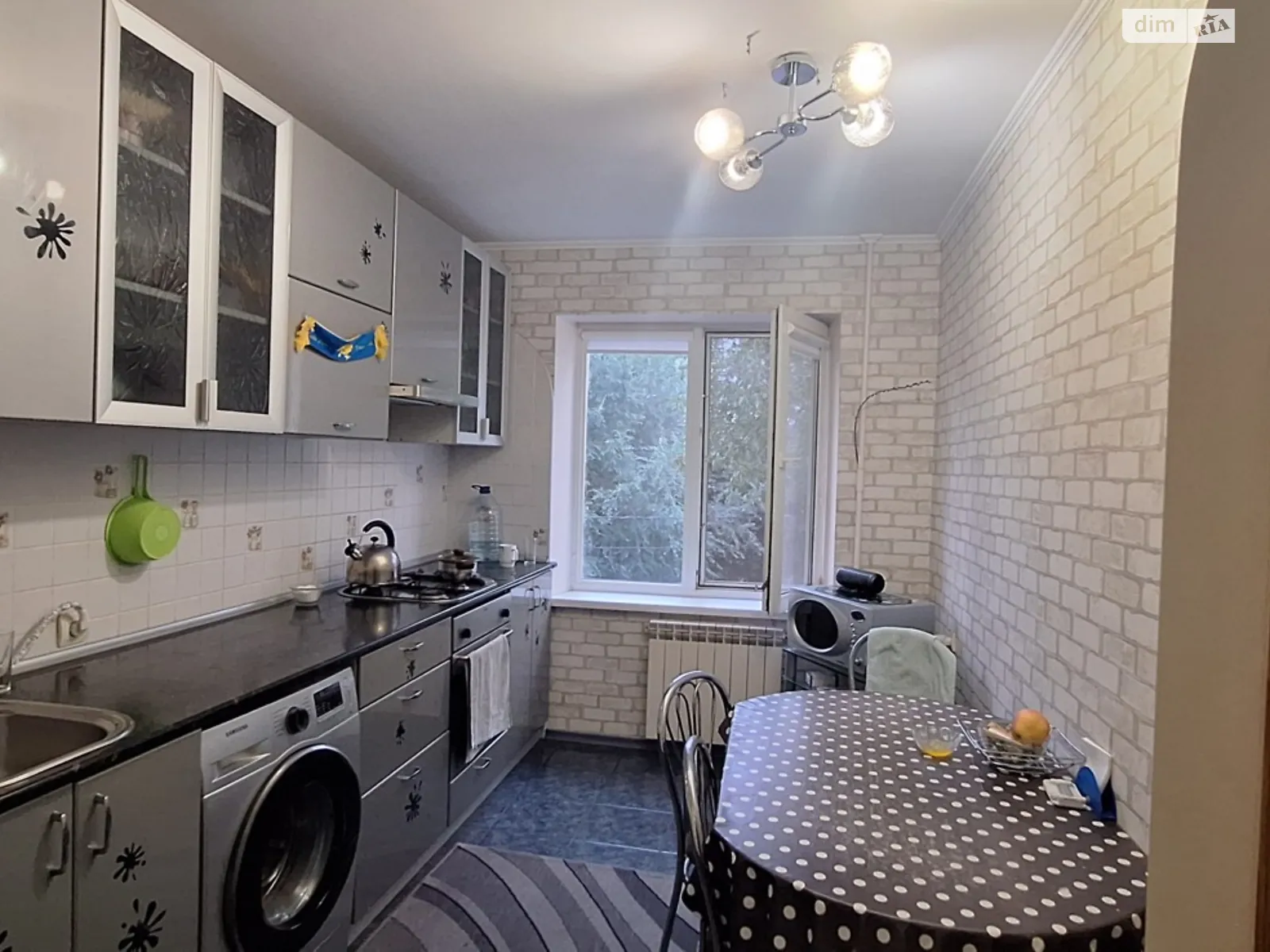 3-комнатная квартира 67.99 кв. м в Запорожье, Северное шоссе - фото 1