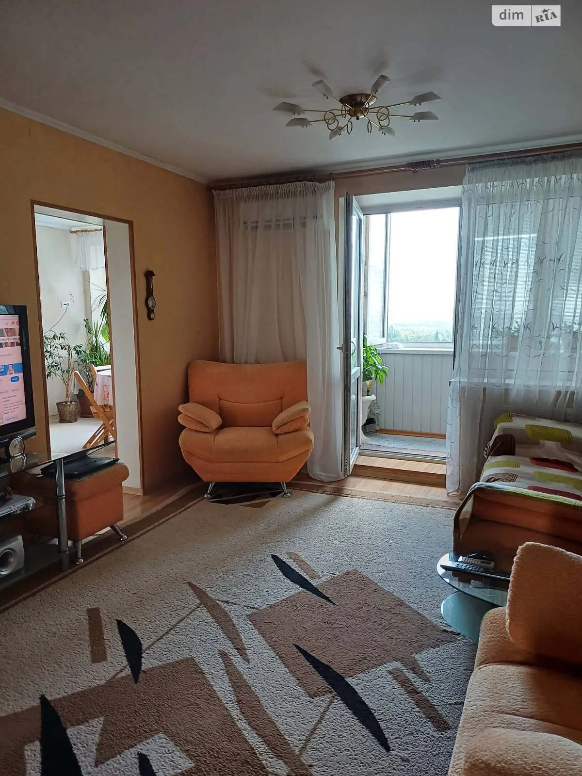 Сдается в аренду 2-комнатная квартира 65.8 кв. м в Киеве, пл. Святошинская, 1 - фото 1