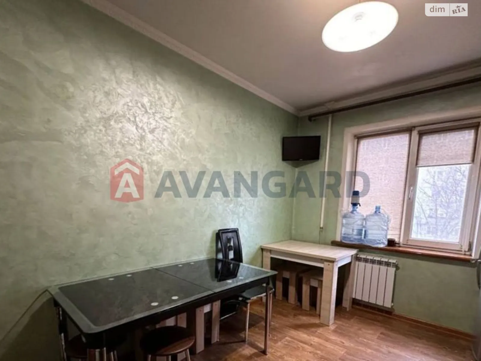 3-комнатная квартира 70 кв. м в Запорожье, ул. Рубана - фото 1