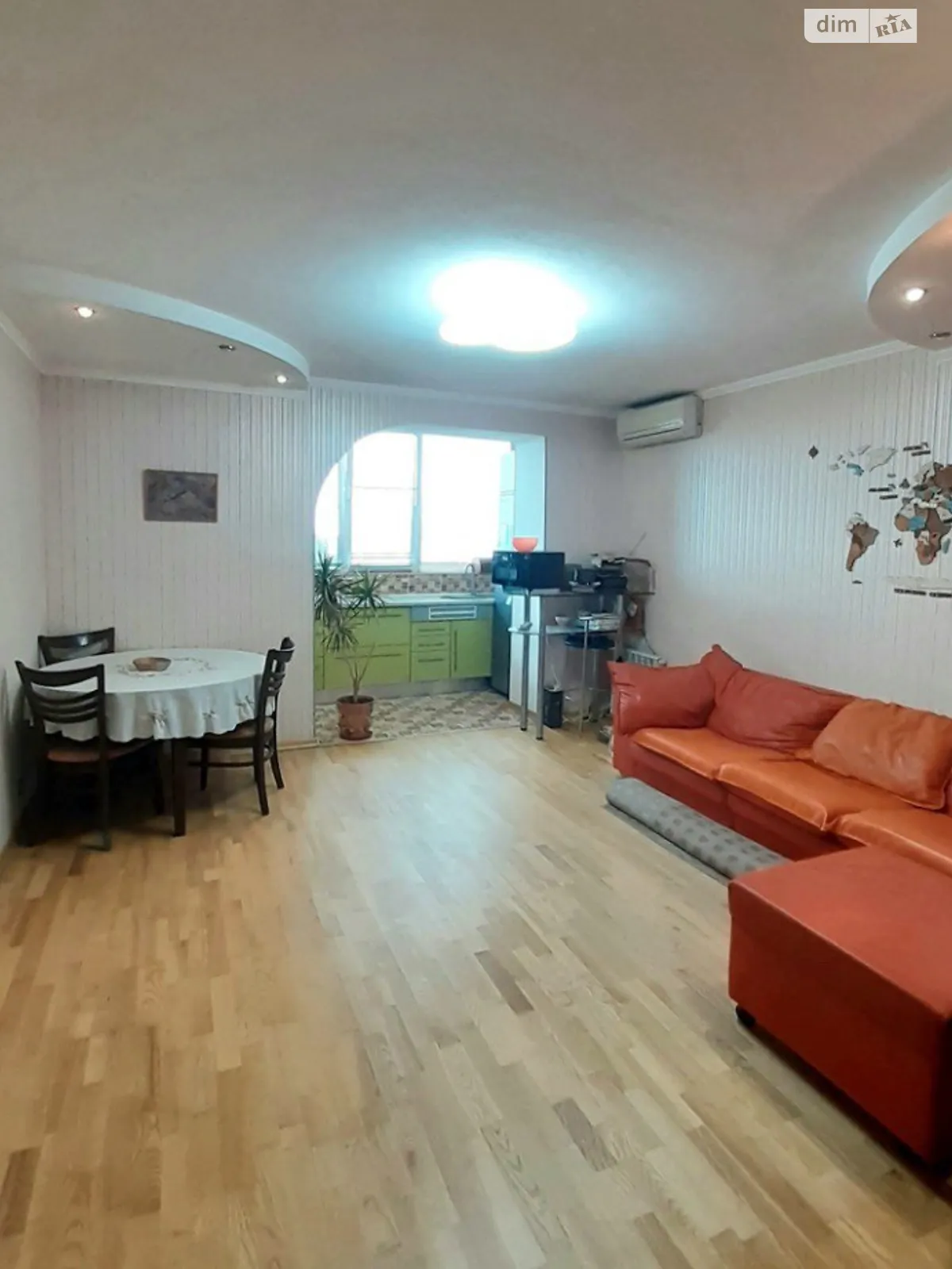 Продается 3-комнатная квартира 82 кв. м в Вышгороде, ул. Грушевского, 9 - фото 1