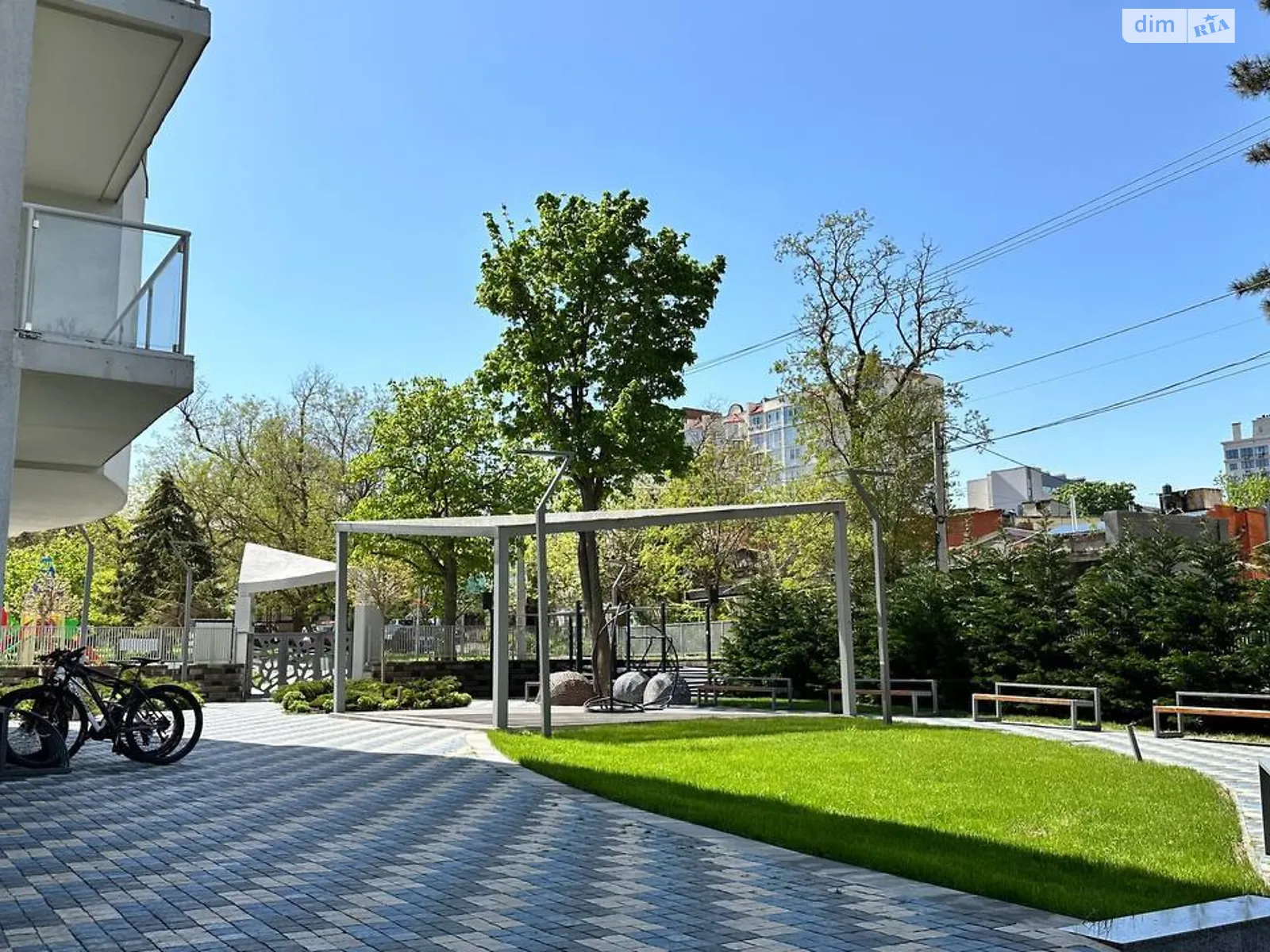 Продается 1-комнатная квартира 65 кв. м в Одессе, пер. Кордонный, 2/2 - фото 1