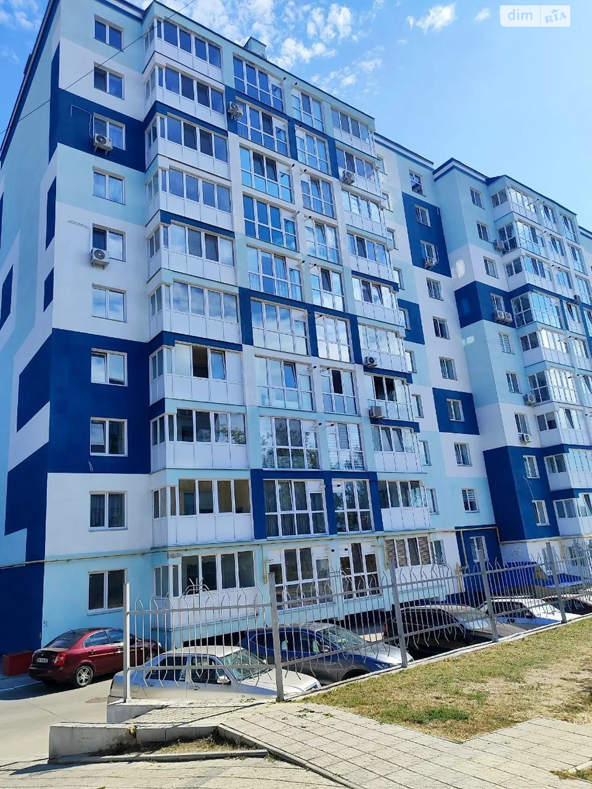 Продается 3-комнатная квартира 83 кв. м в Чернигове, ул. Казацкая, 9Б - фото 1