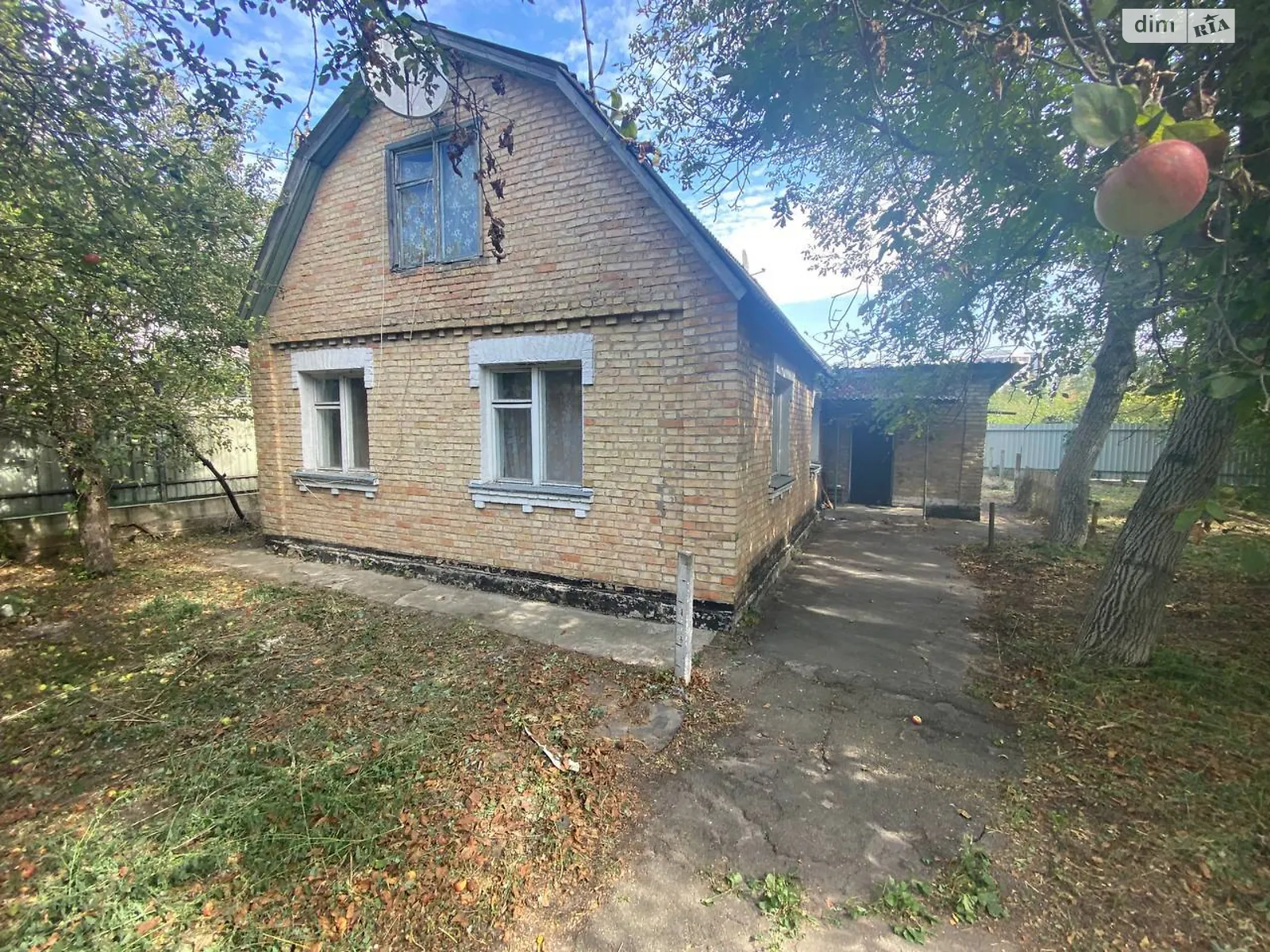Продається одноповерховий будинок 100 кв. м з гаражем, цена: 100000 $ - фото 1