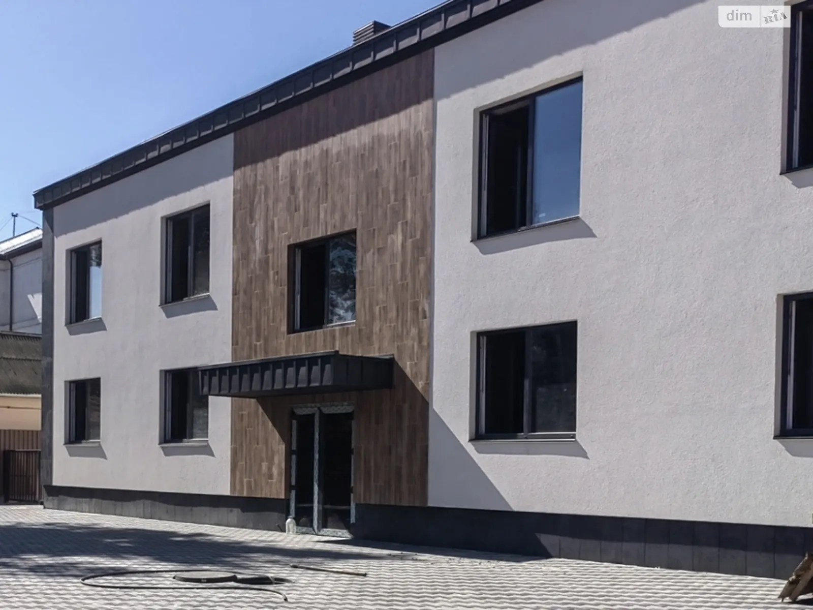 Продається приміщення вільного призначення 450 кв. м в 2-поверховій будівлі, цена: 347000 $ - фото 1