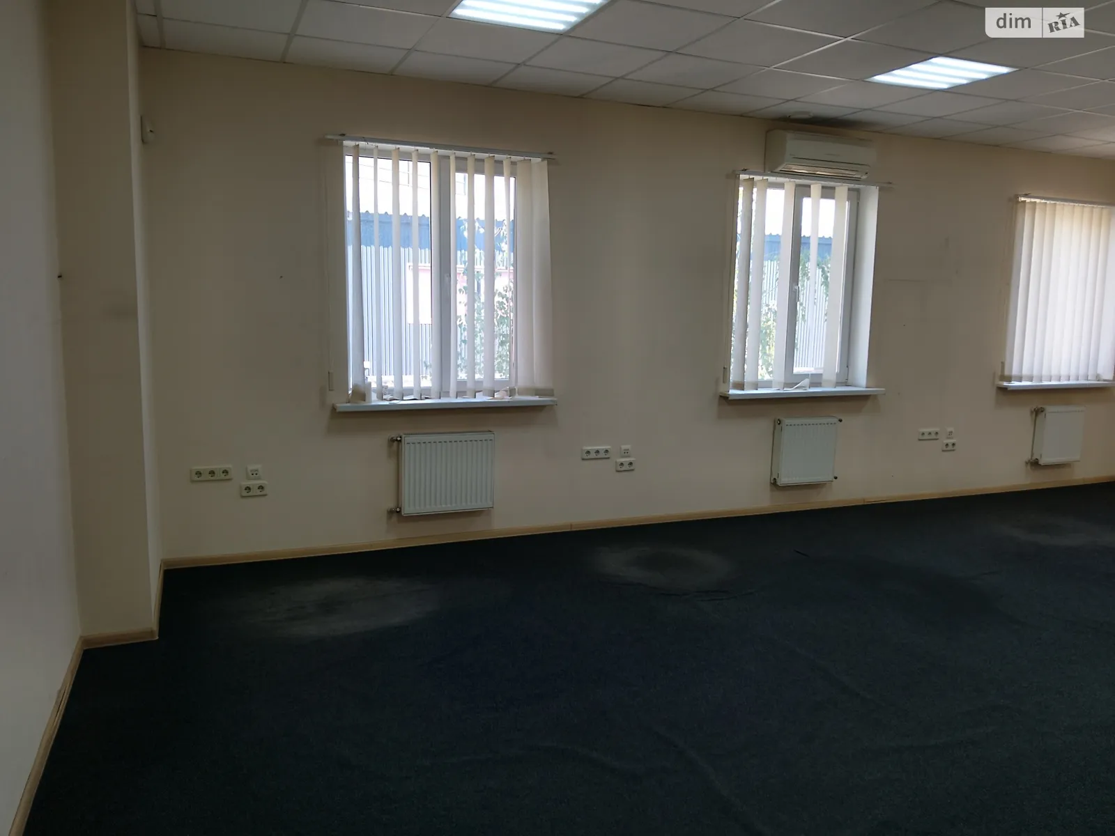Сдается в аренду офис 82 кв. м в бизнес-центре, цена: 16400 грн - фото 1