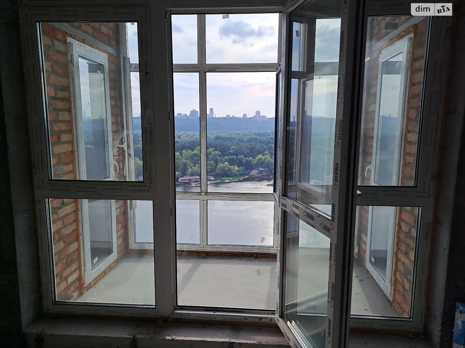 Продается 2-комнатная квартира 96 кв. м в Киеве, ул. Никольско-Слободская, 13 - фото 1