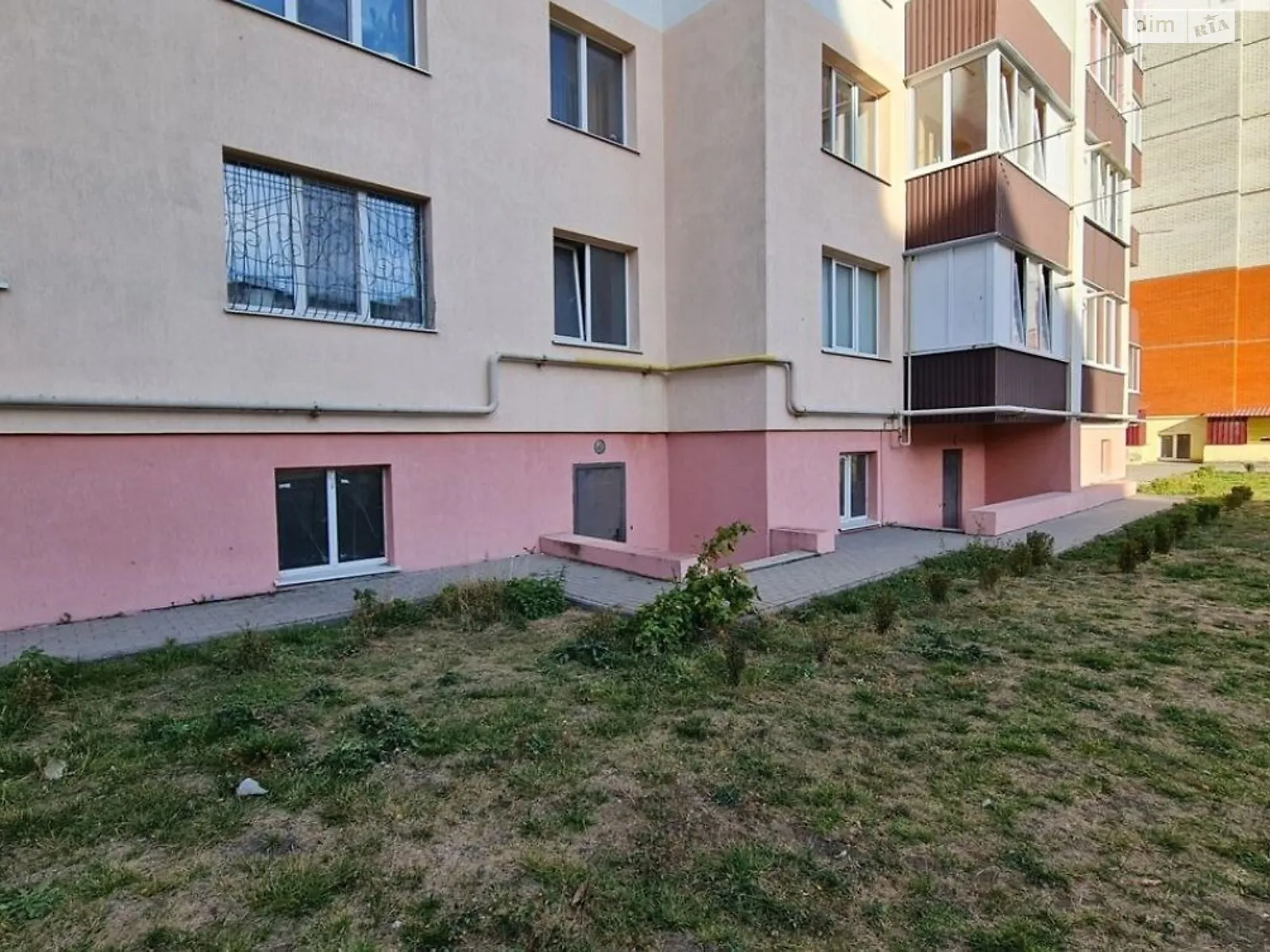 Продается объект сферы услуг 201.8 кв. м в 10-этажном здании, цена: 34400 $ - фото 1