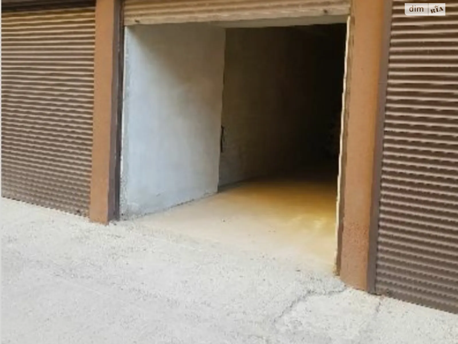 Продається окремий гараж під легкове авто на 21.4 кв. м, цена: 11000 $ - фото 1