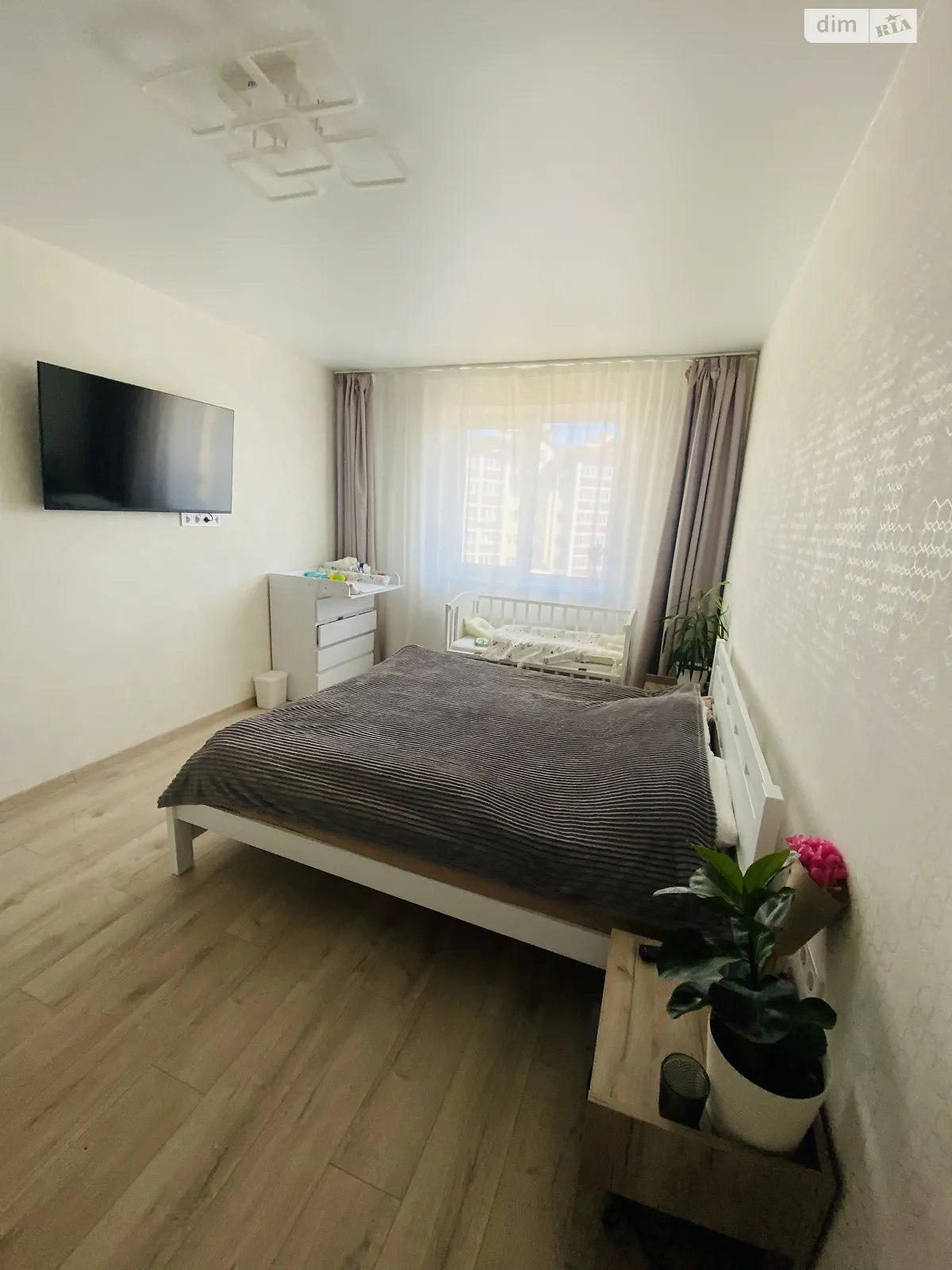 Продается 1-комнатная квартира 45 кв. м в Хотове, ул. Партизанская, 1А - фото 1