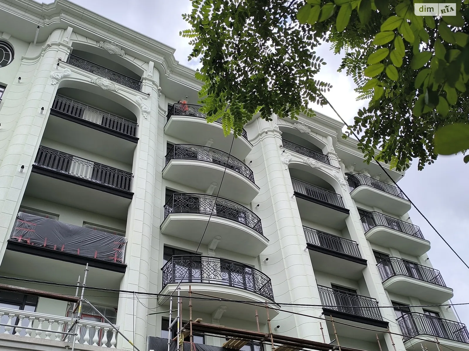 Продается 1-комнатная квартира 45 кв. м в Одессе, ул. Гимназическая, 13 - фото 1