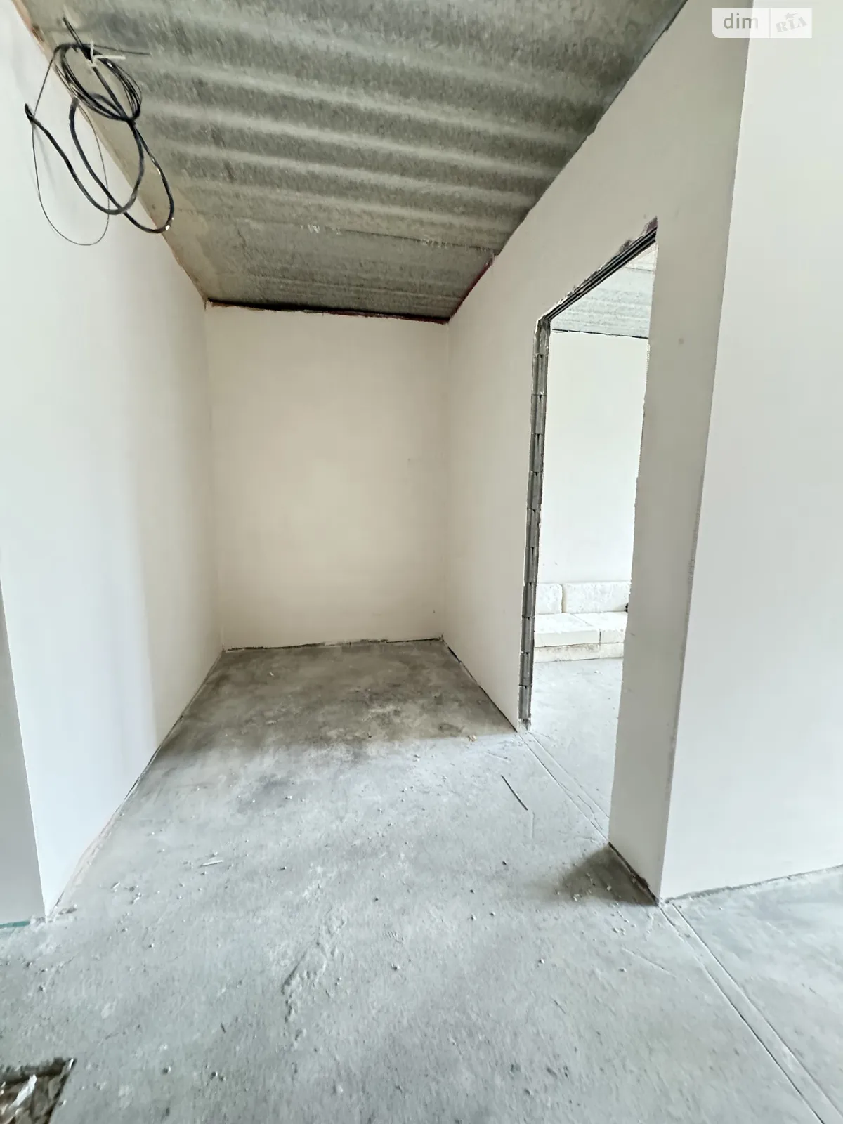 Продається 1-кімнатна квартира 42 кв. м у Гостомелі, вул. Молодіжна - фото 1