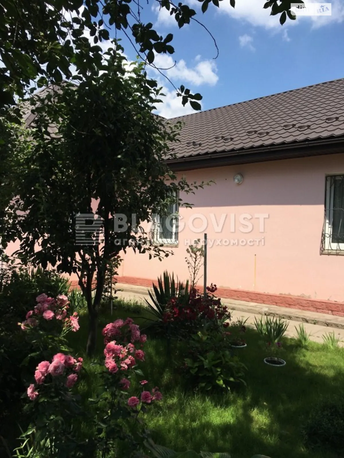 Продается одноэтажный дом 108.7 кв. м с гаражом, цена: 260000 $ - фото 1