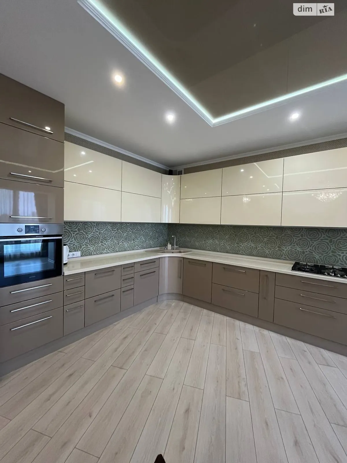 Продается 4-комнатная квартира 247.3 кв. м в Николаеве, ул. Кузнецкая - фото 1