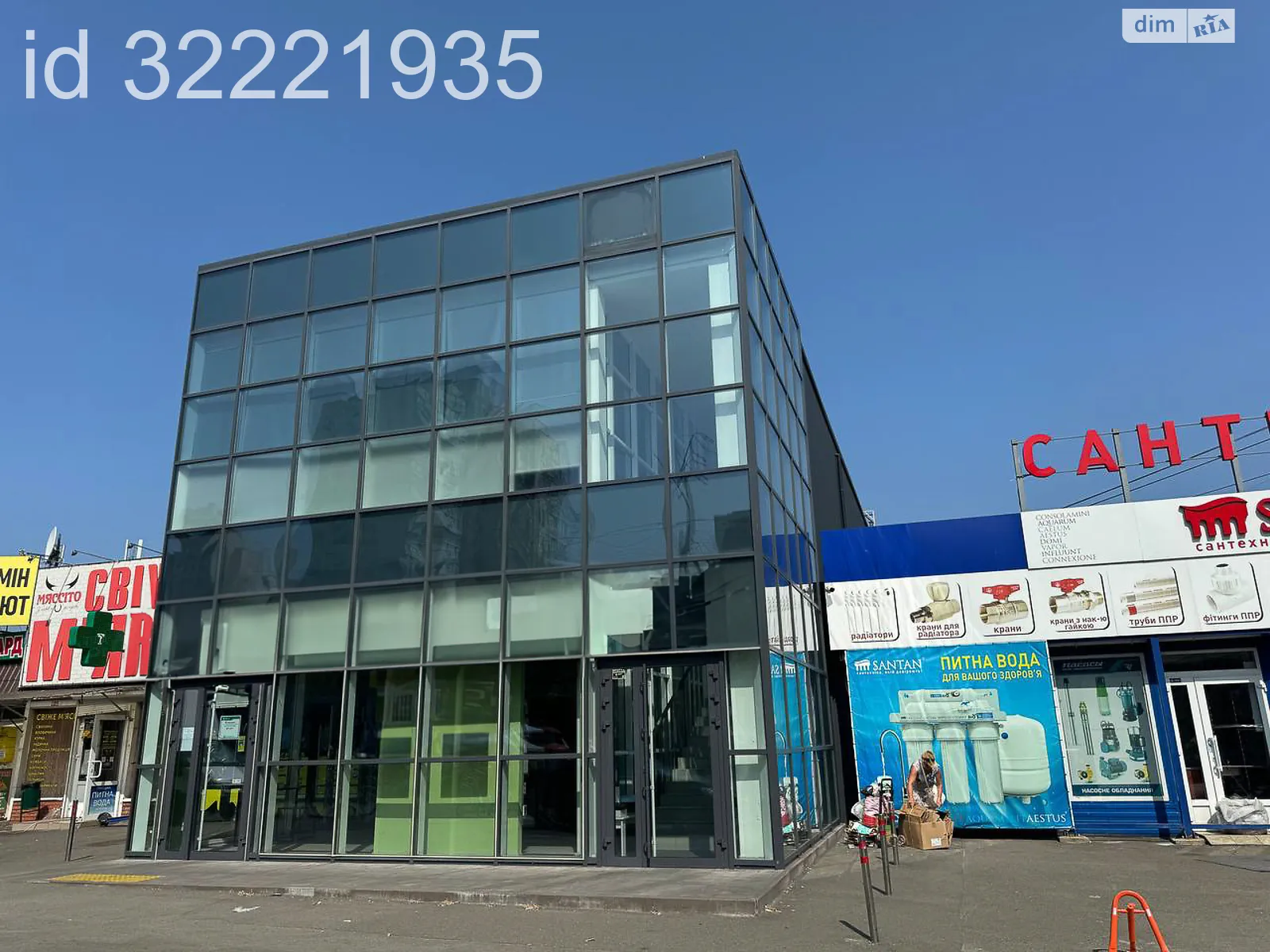 Сдается в аренду помещения свободного назначения 162.8 кв. м в 2-этажном здании, цена: 127000 грн - фото 1