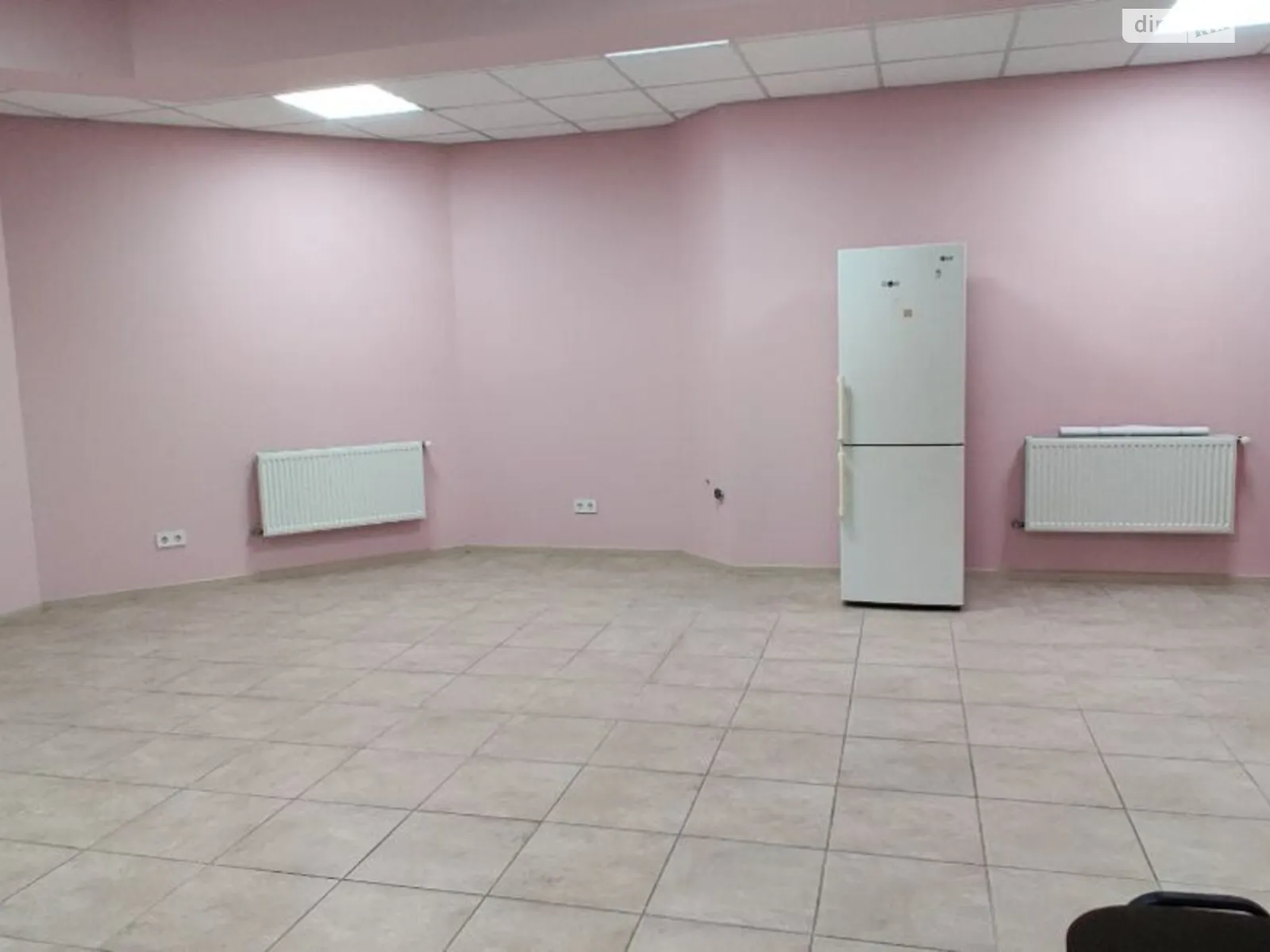 Продається приміщення вільного призначення 60 кв. м в 10-поверховій будівлі, цена: 32000 $ - фото 1